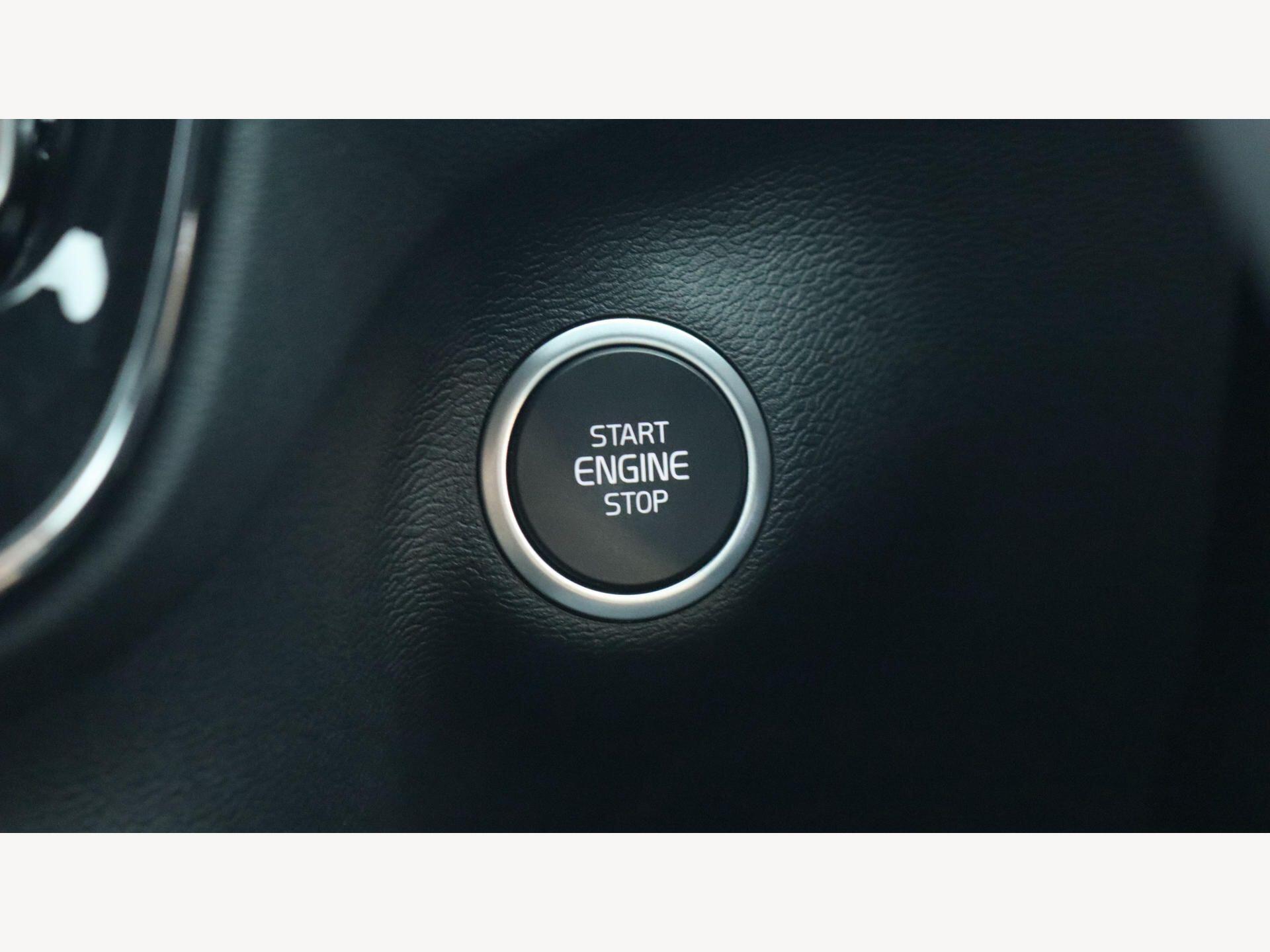 Volvo XC40 view 27