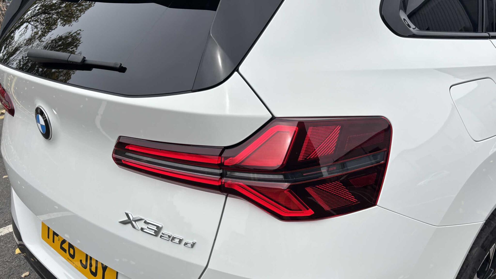 BMW X3 view 40