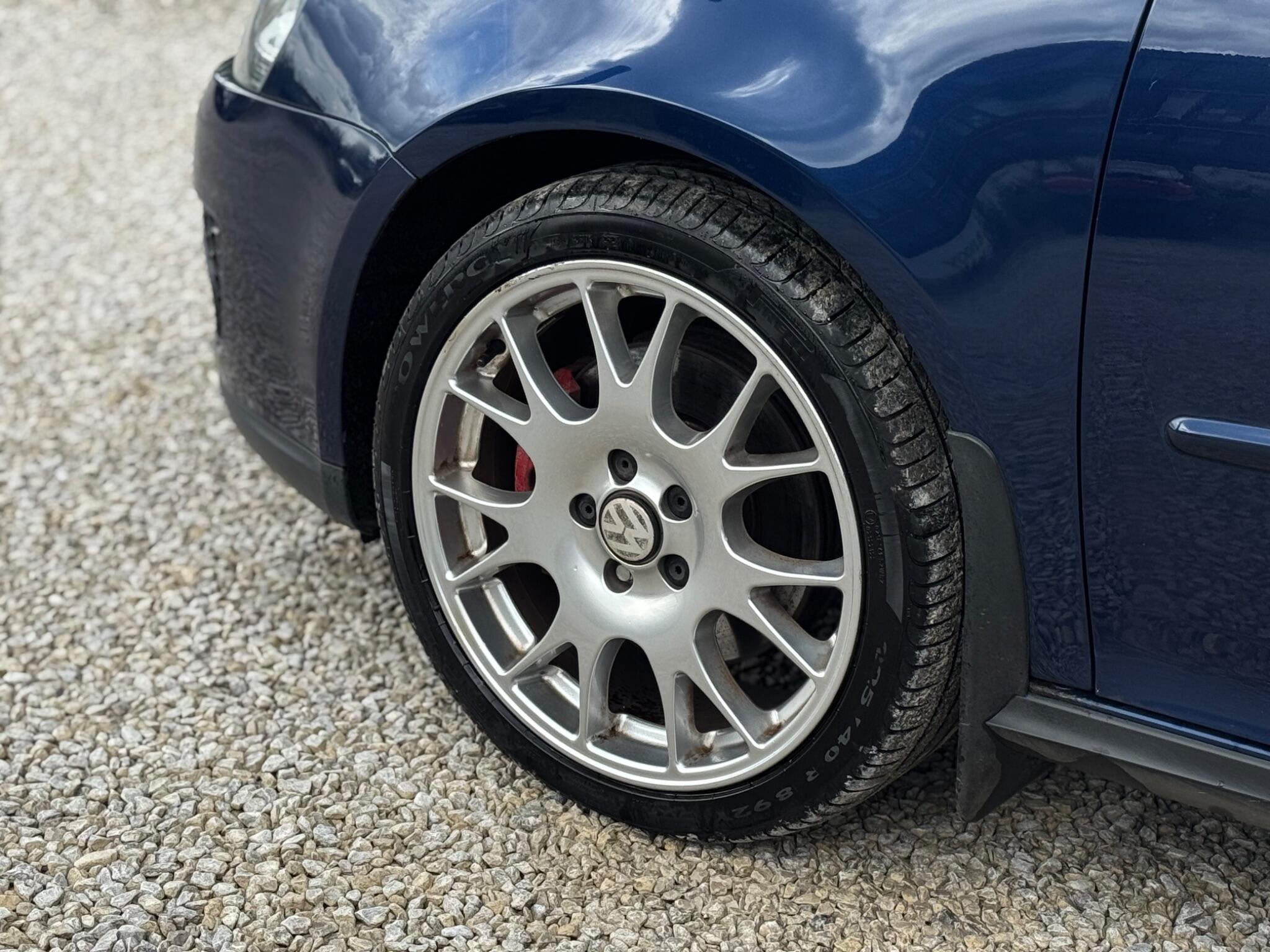 Volkswagen Golf view 63