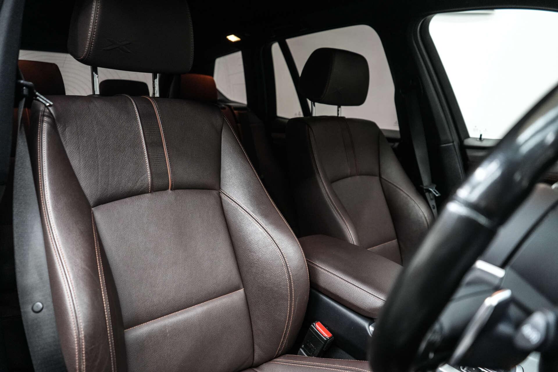 BMW X3 view 14