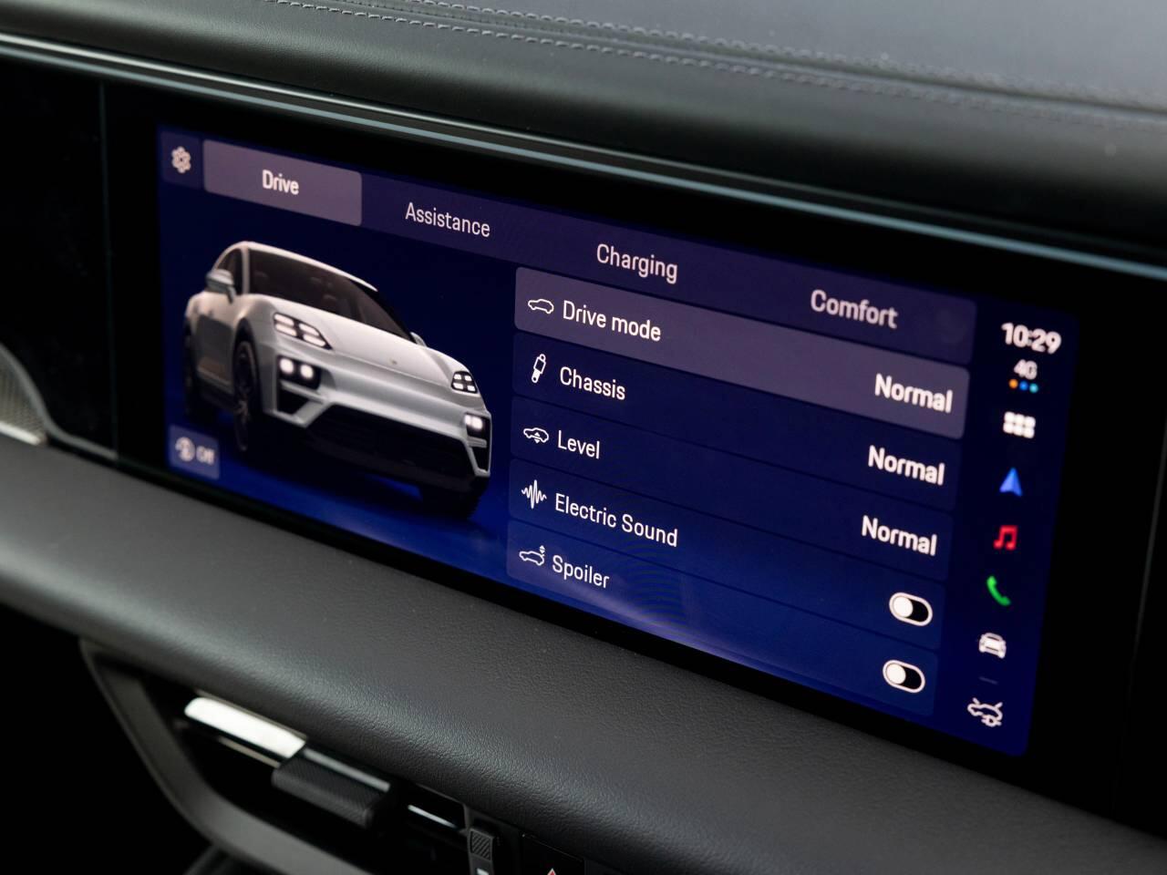 Porsche Macan view 54