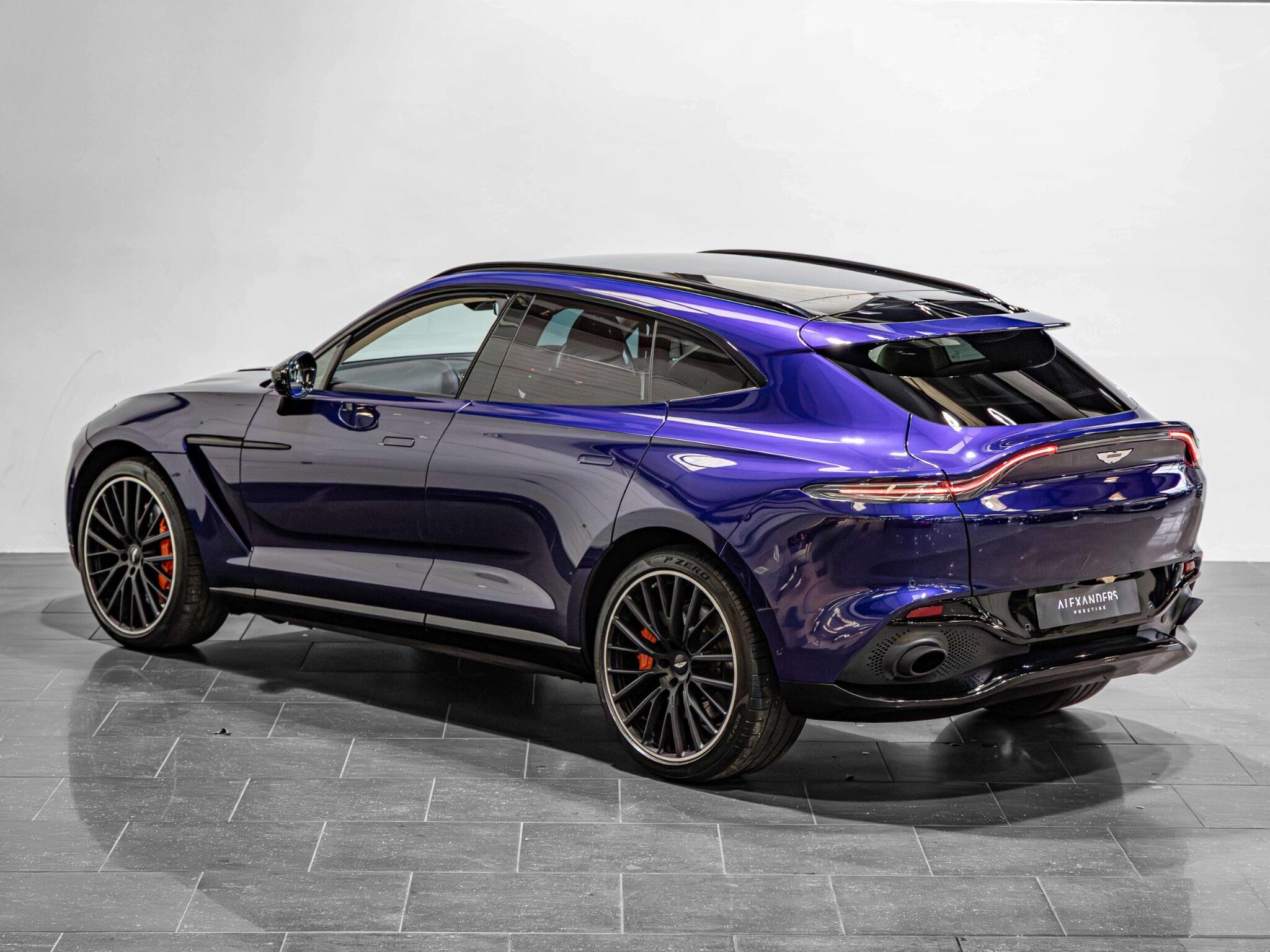 Aston Martin DBX view 5