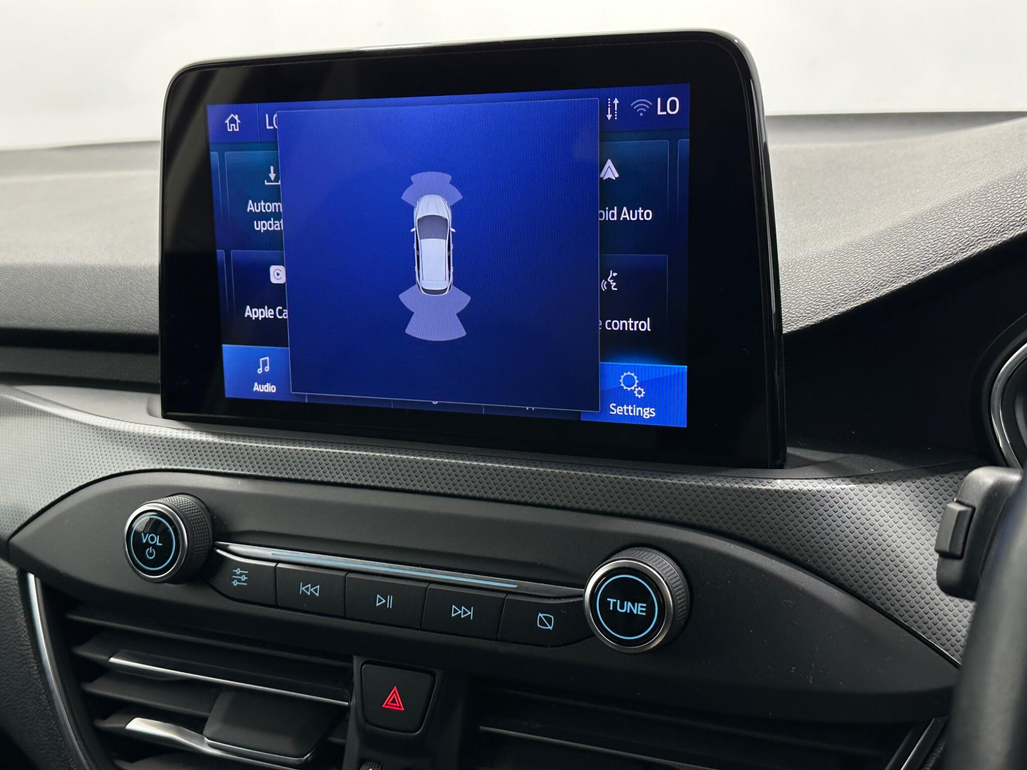 Ford Focus view 23