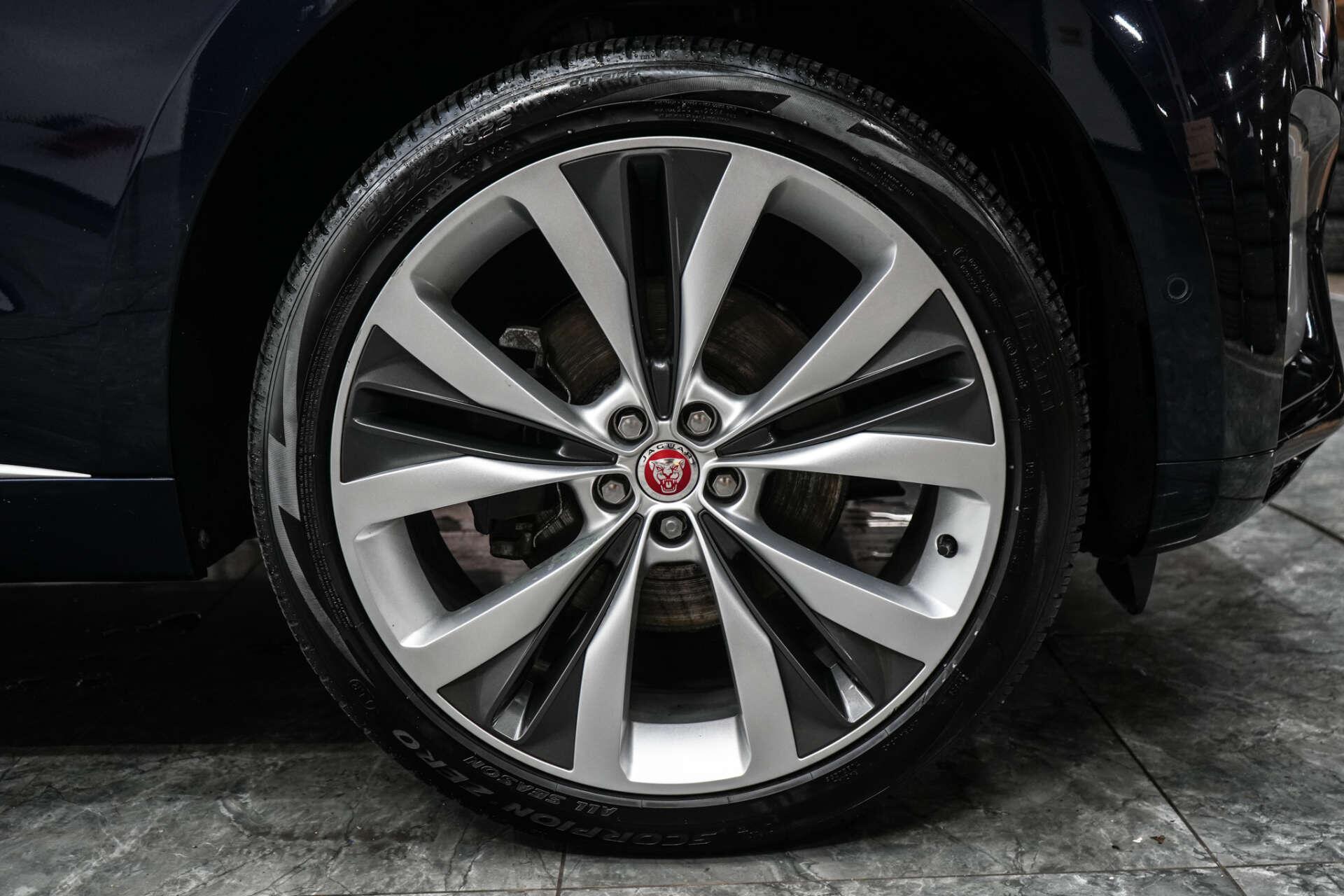 Jaguar F-Pace view 7