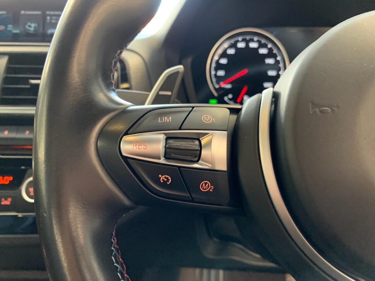 BMW M2 view 31