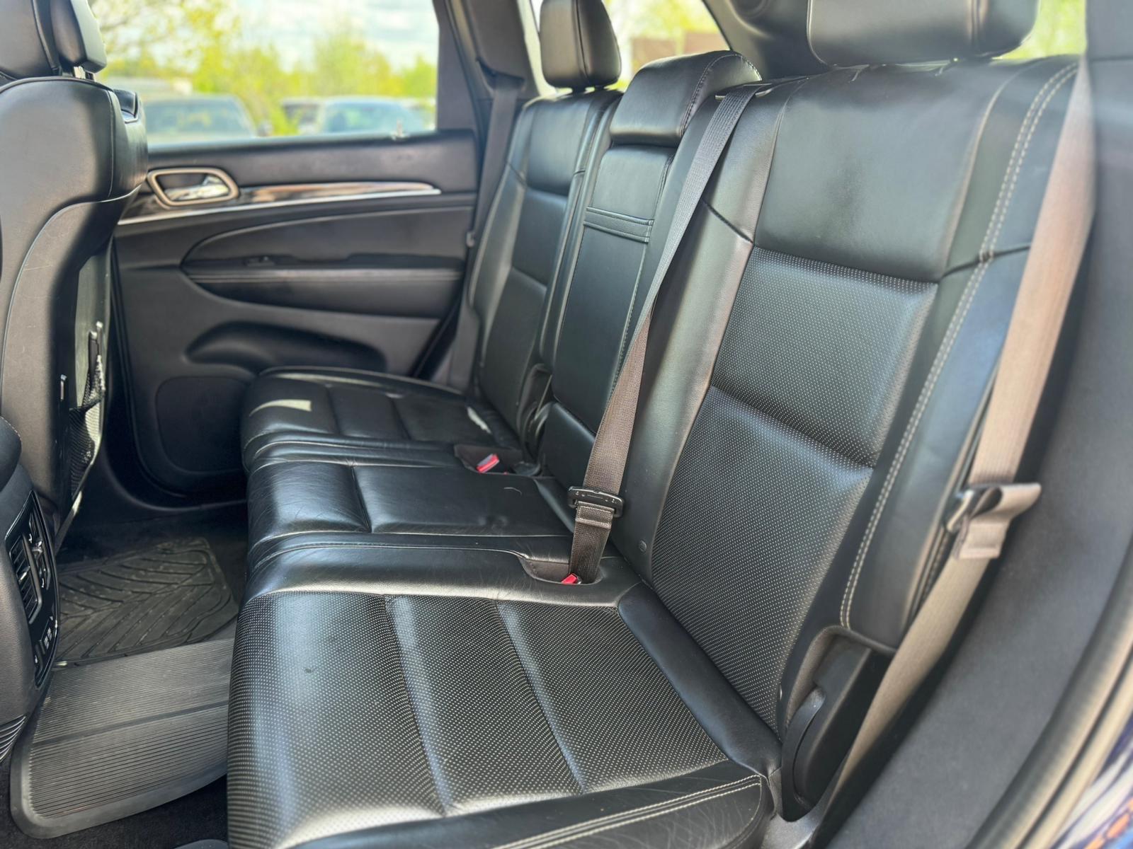 Jeep Grand Cherokee view 22