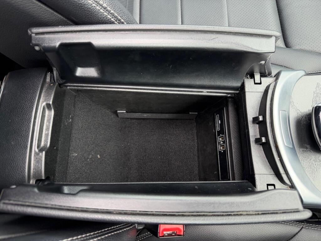 Mercedes-Benz GLC view 45