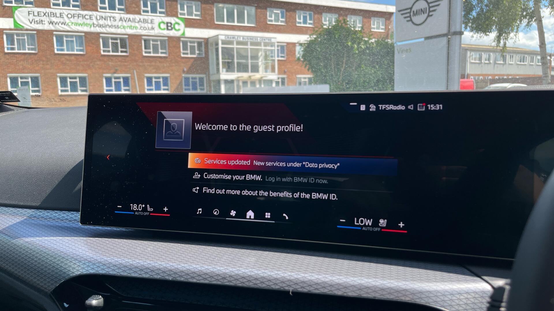 BMW i4 view 8