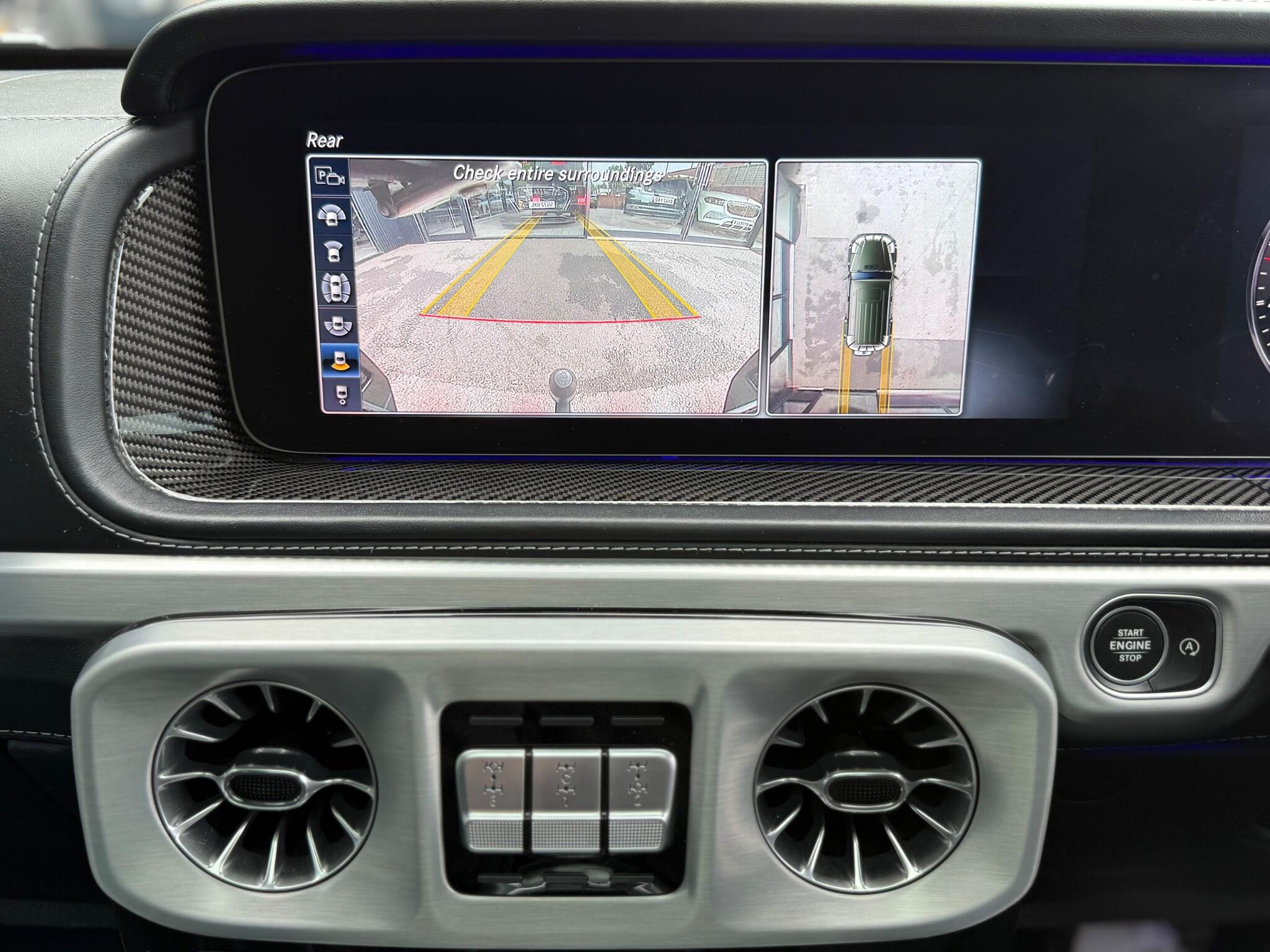 Mercedes-Benz G-Class view 18