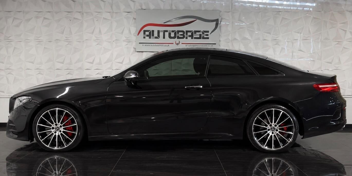 Mercedes-Benz E-Class view 9