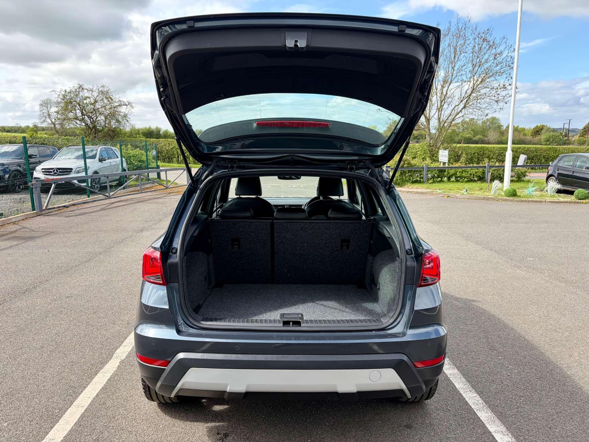 Seat Arona view 24