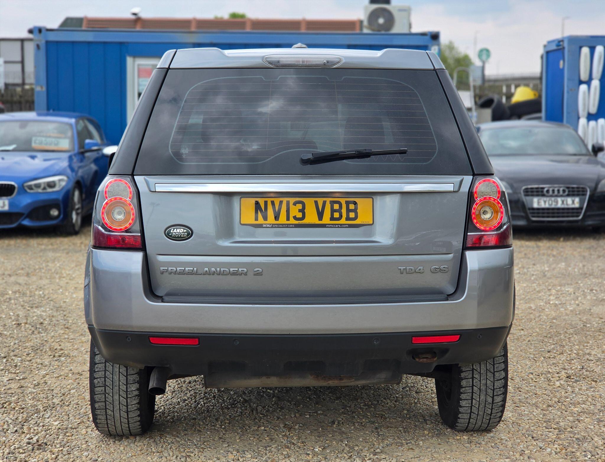Land Rover Freelander 2 view 24