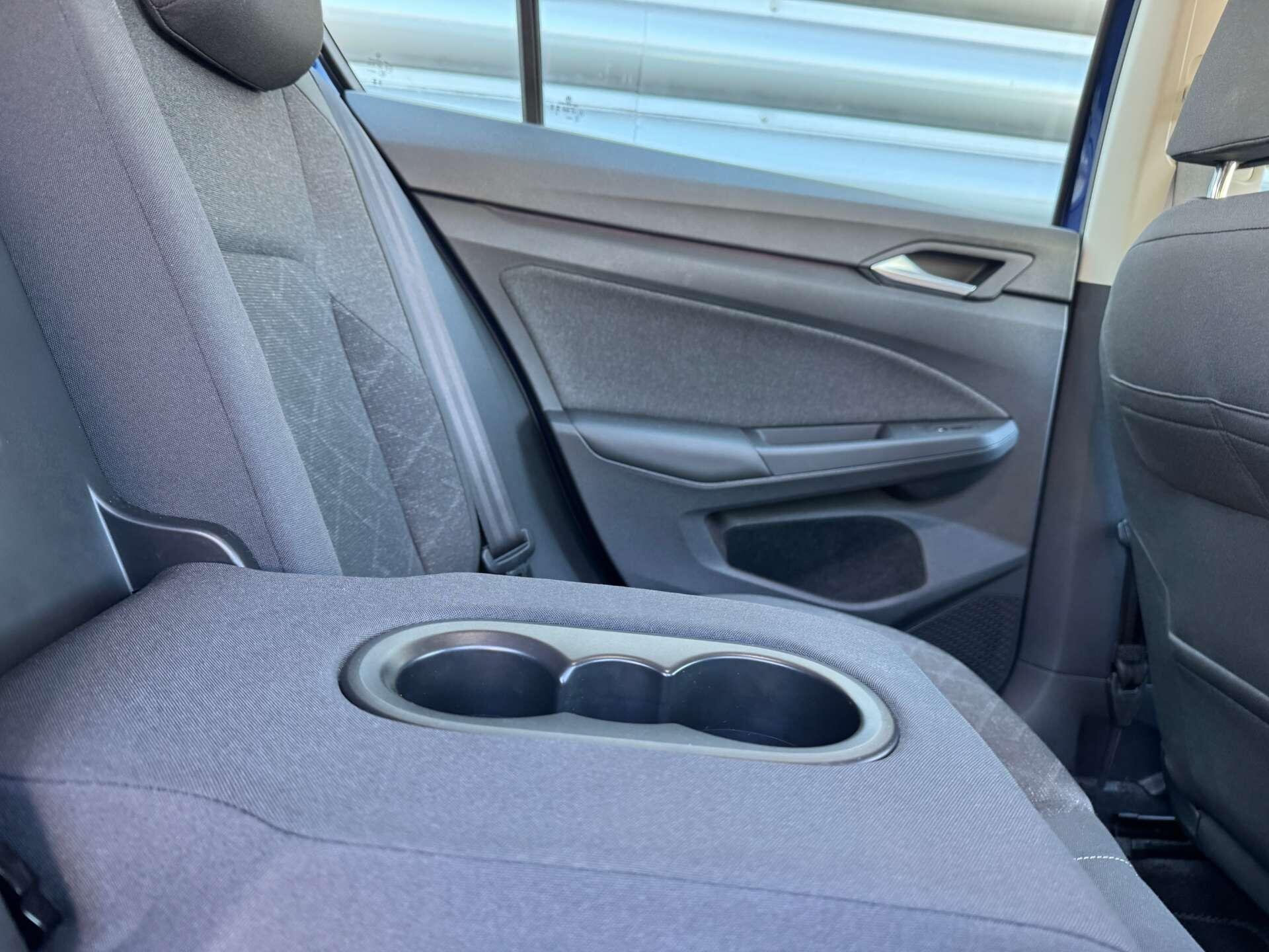 Volkswagen Golf view 25