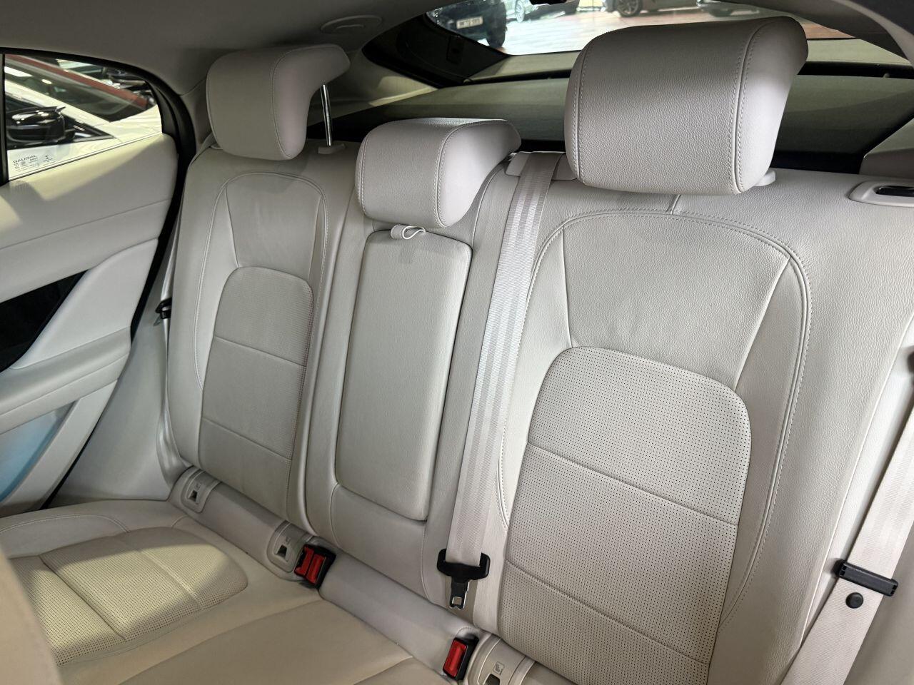 Jaguar I-Pace view 61
