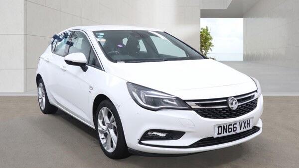 Vauxhall Astra view 3