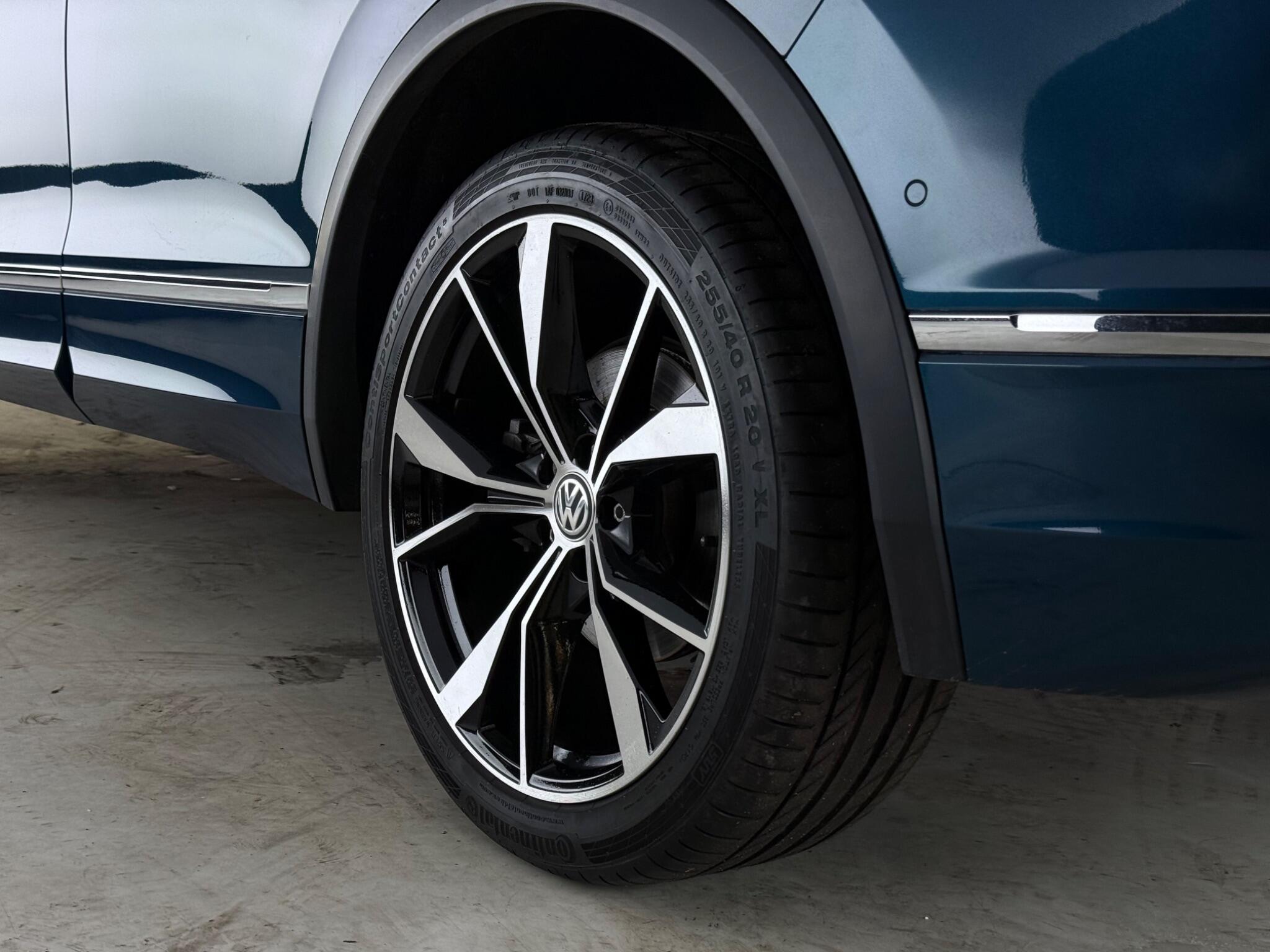 Volkswagen Tiguan view 9