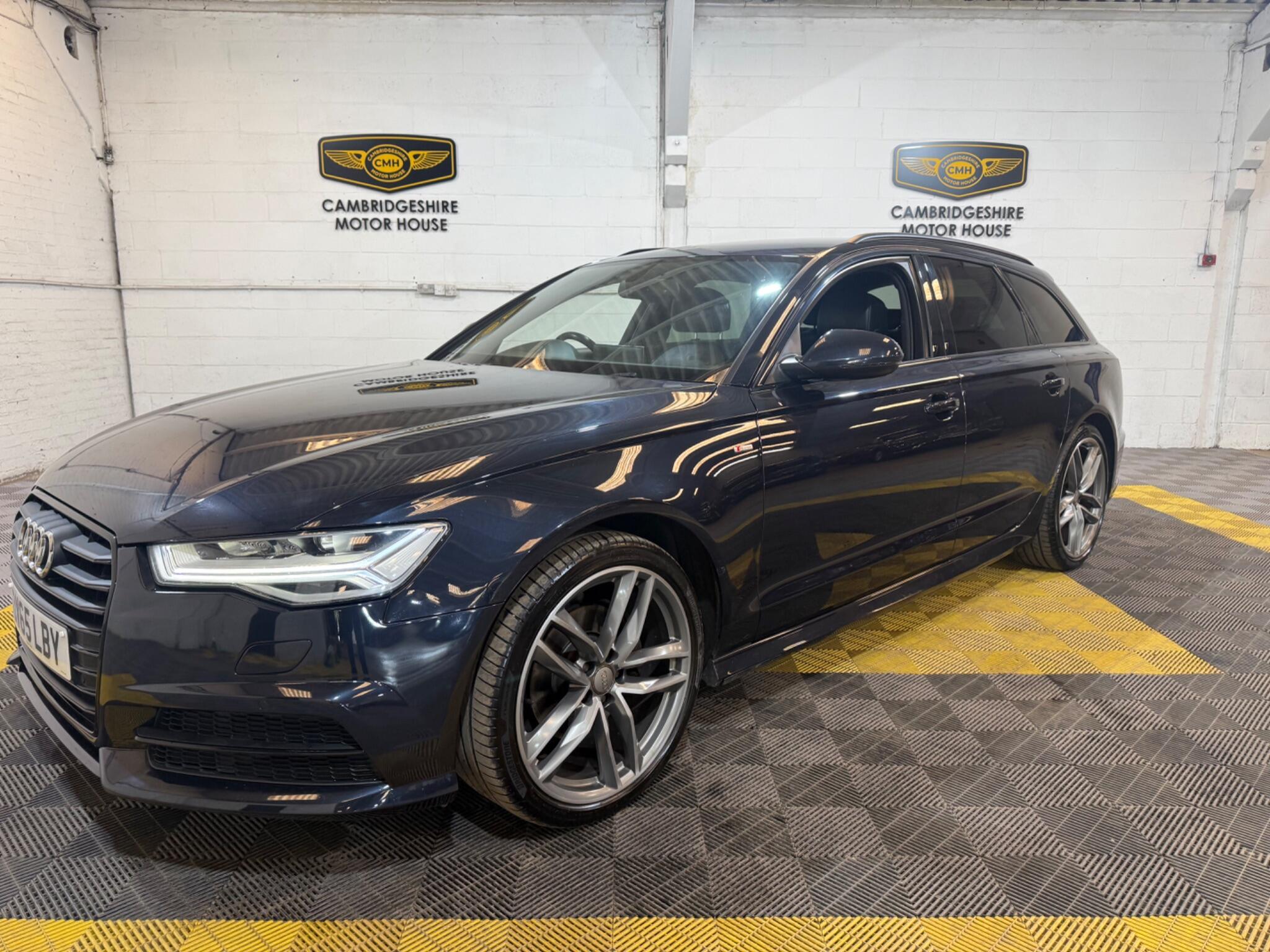 Audi A6 Avant view 6