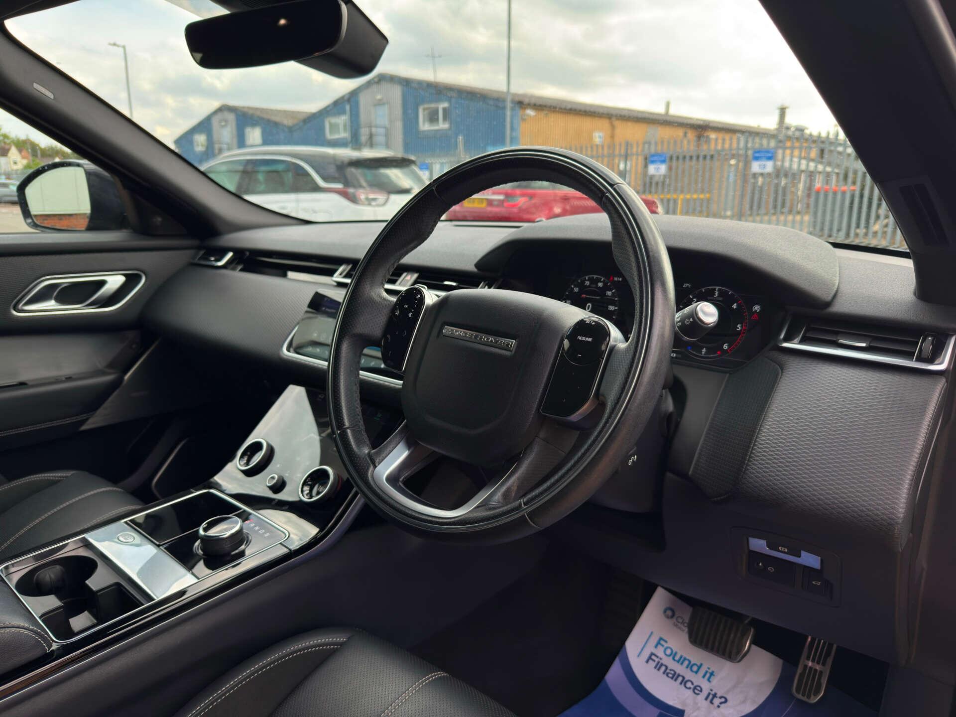 Land Rover Range Rover Velar view 18