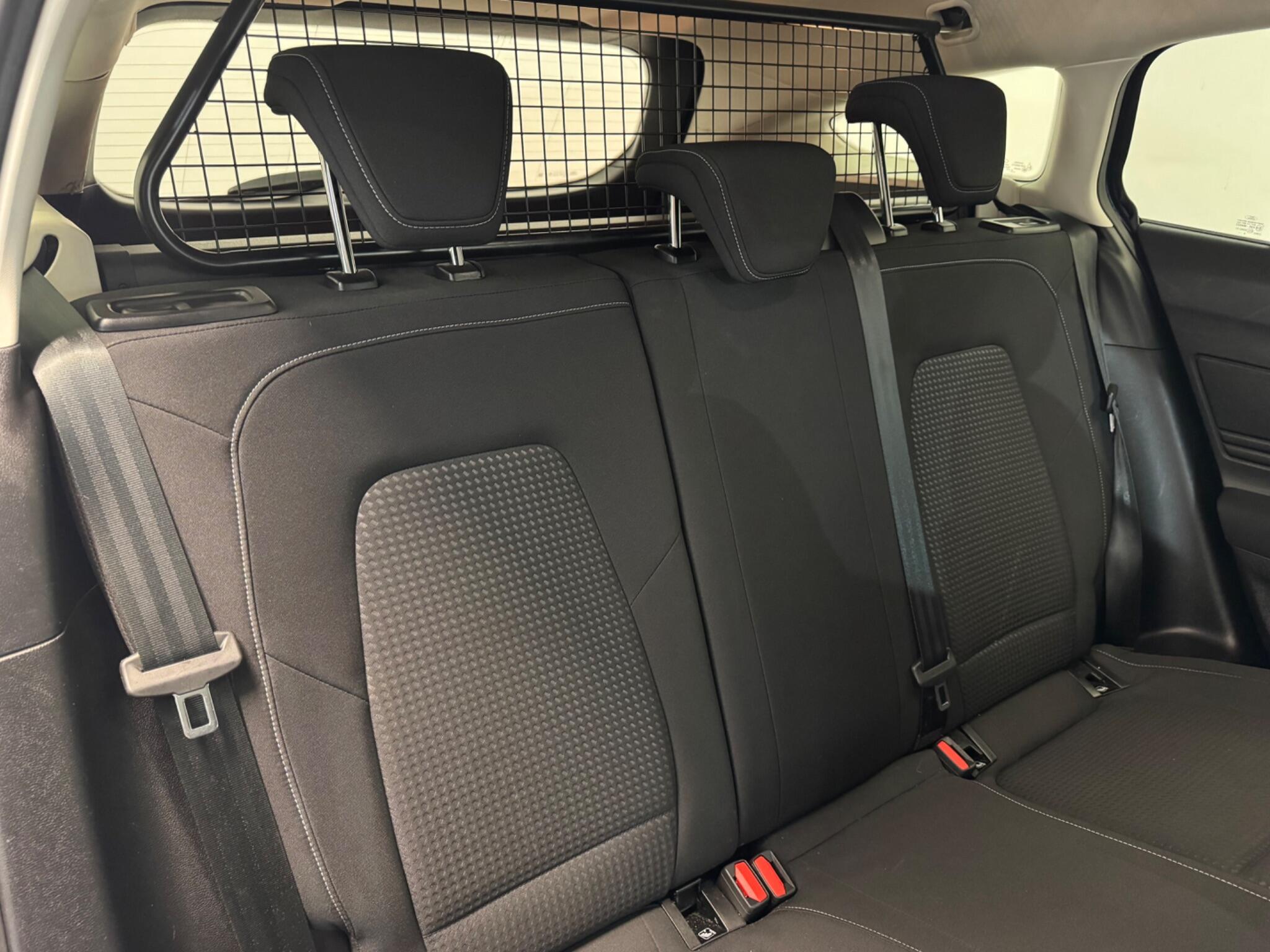 Ford Focus view 37