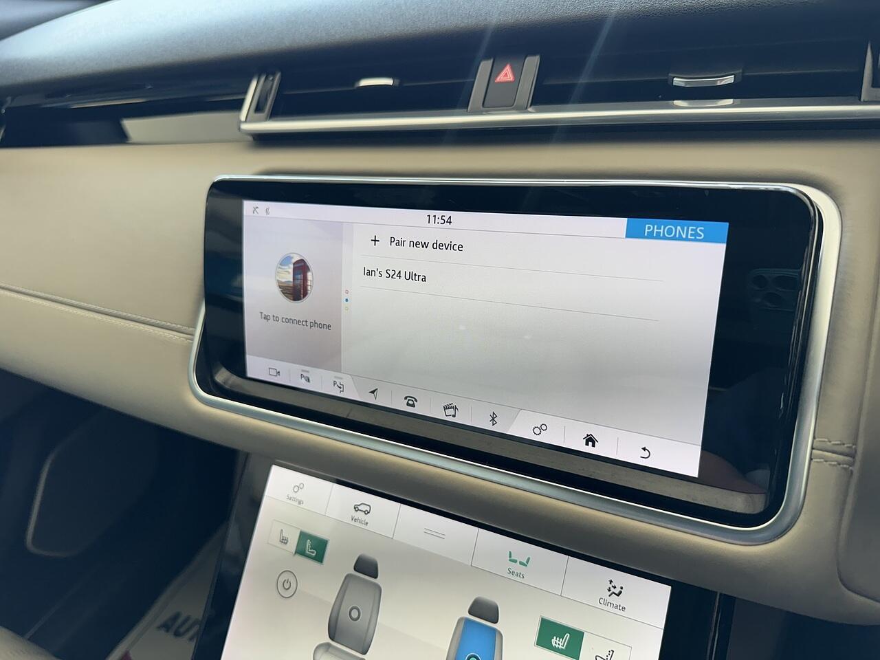 Land Rover Range Rover Velar view 21