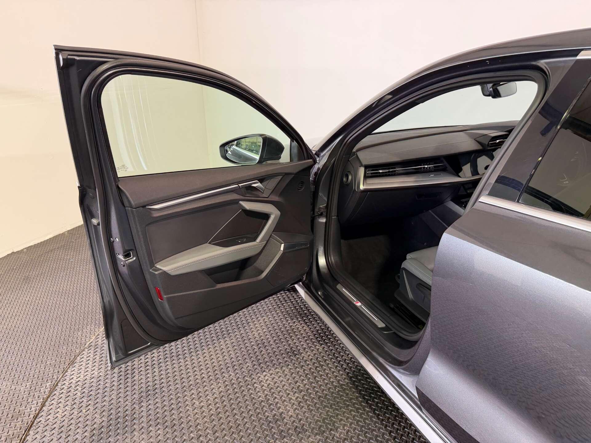 Audi A3 view 67