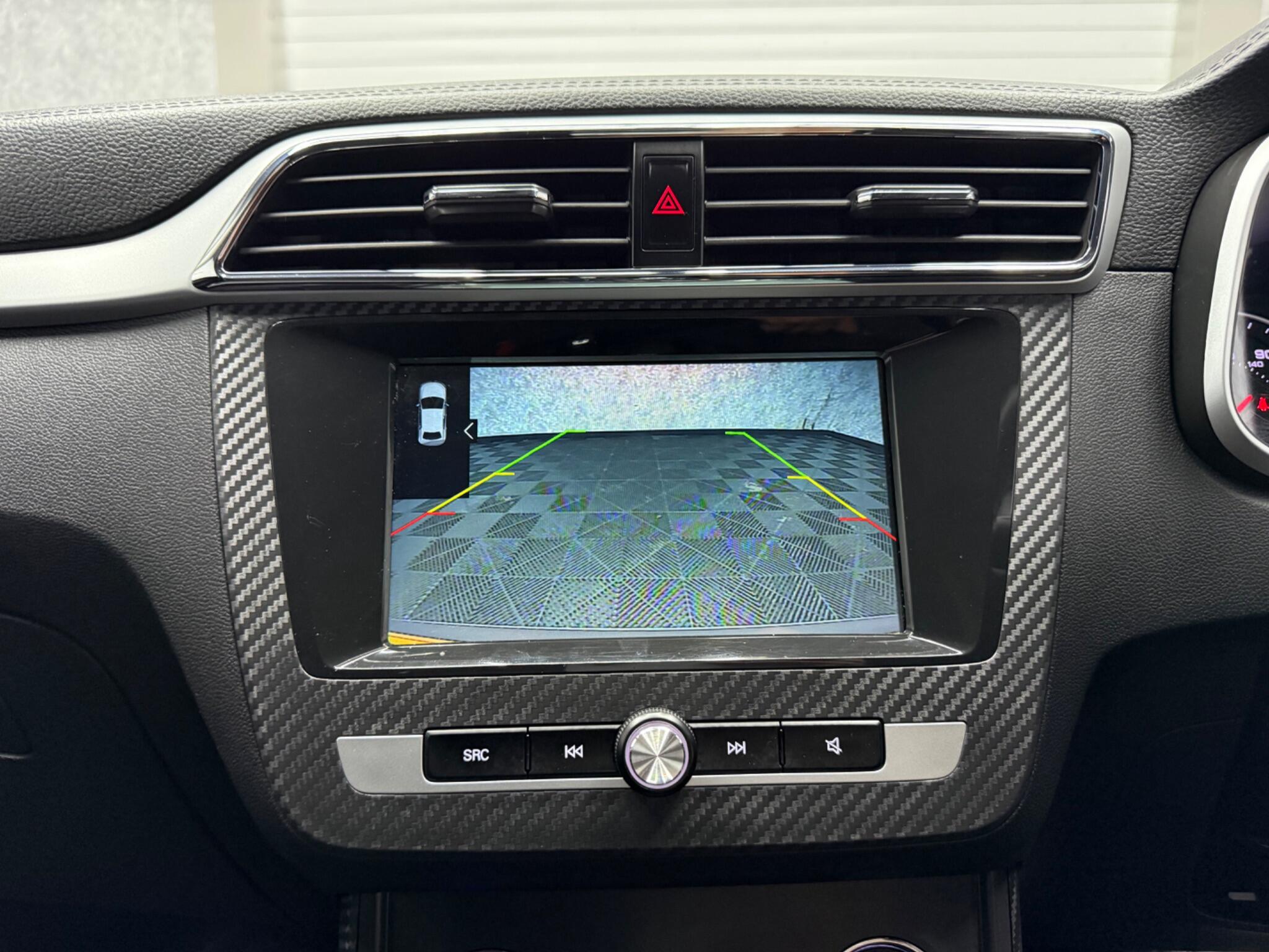 MG MG ZS view 3