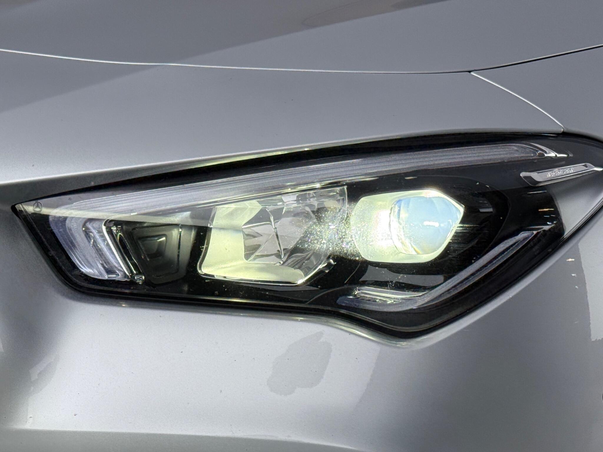 Mercedes-Benz Cla view 12