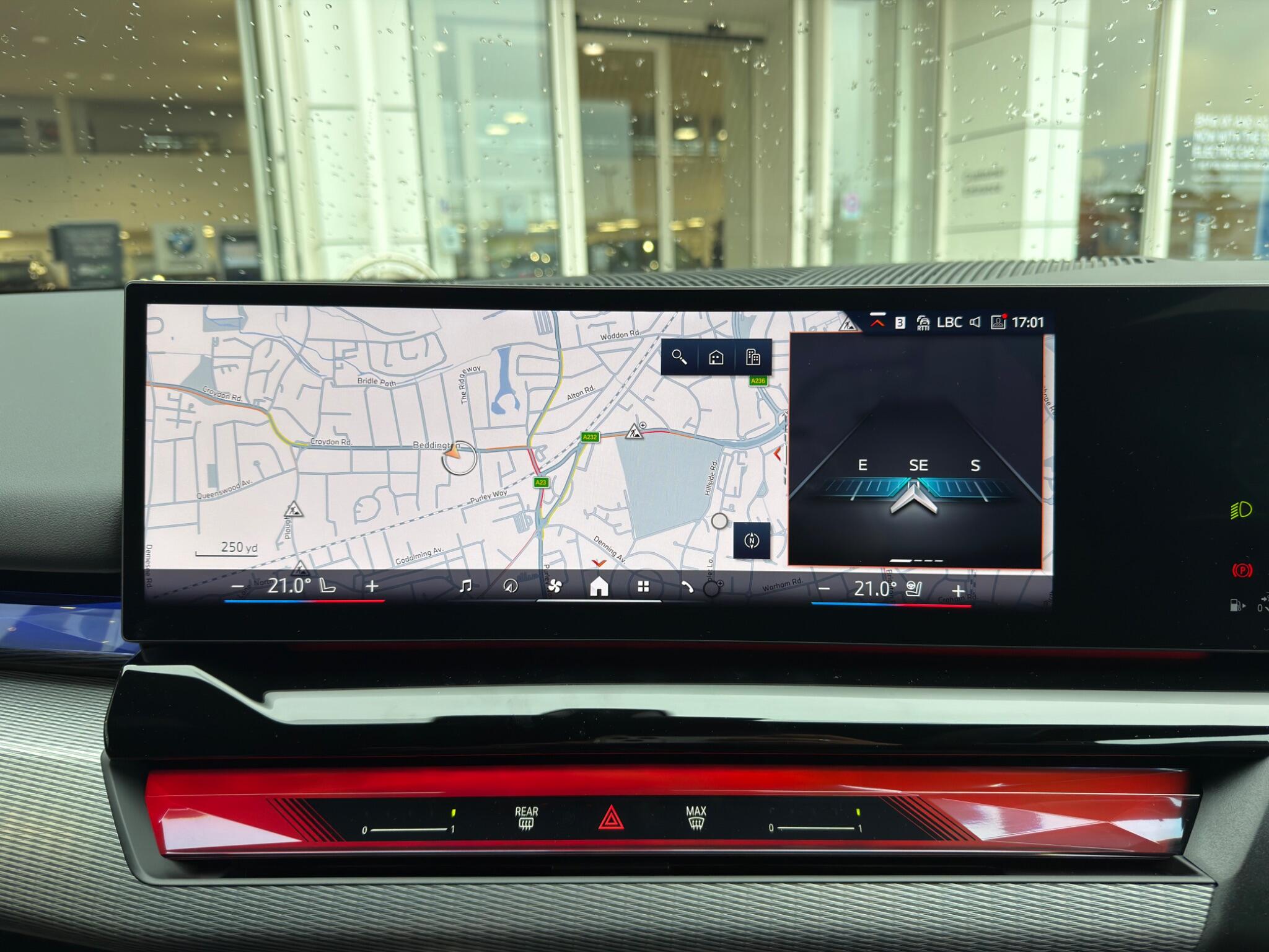 BMW 5 Series view 17