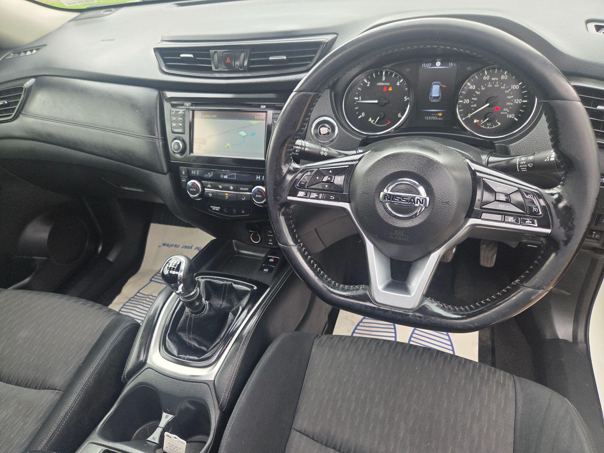 Nissan X-Trail view 15