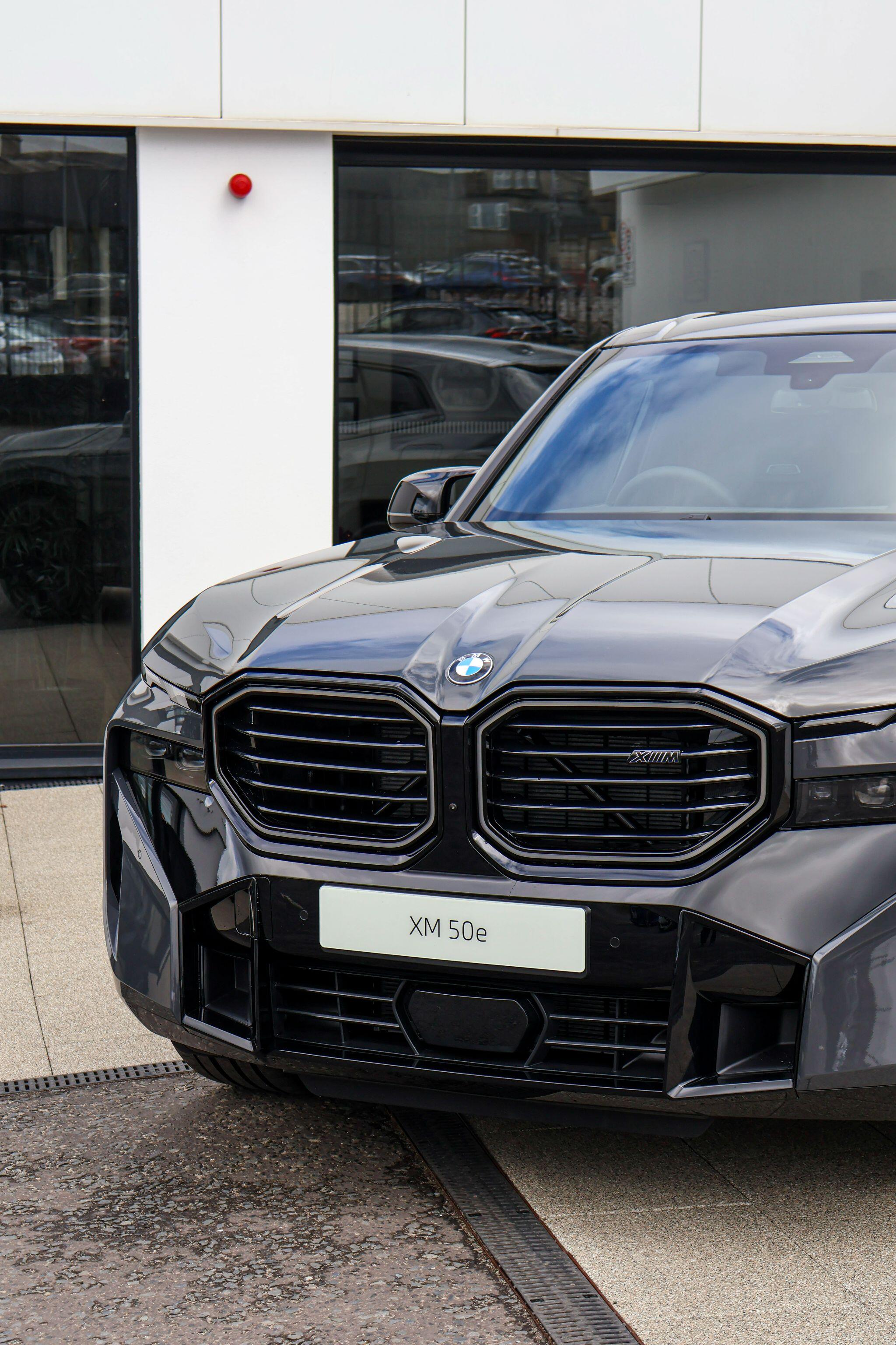 BMW XM view 38