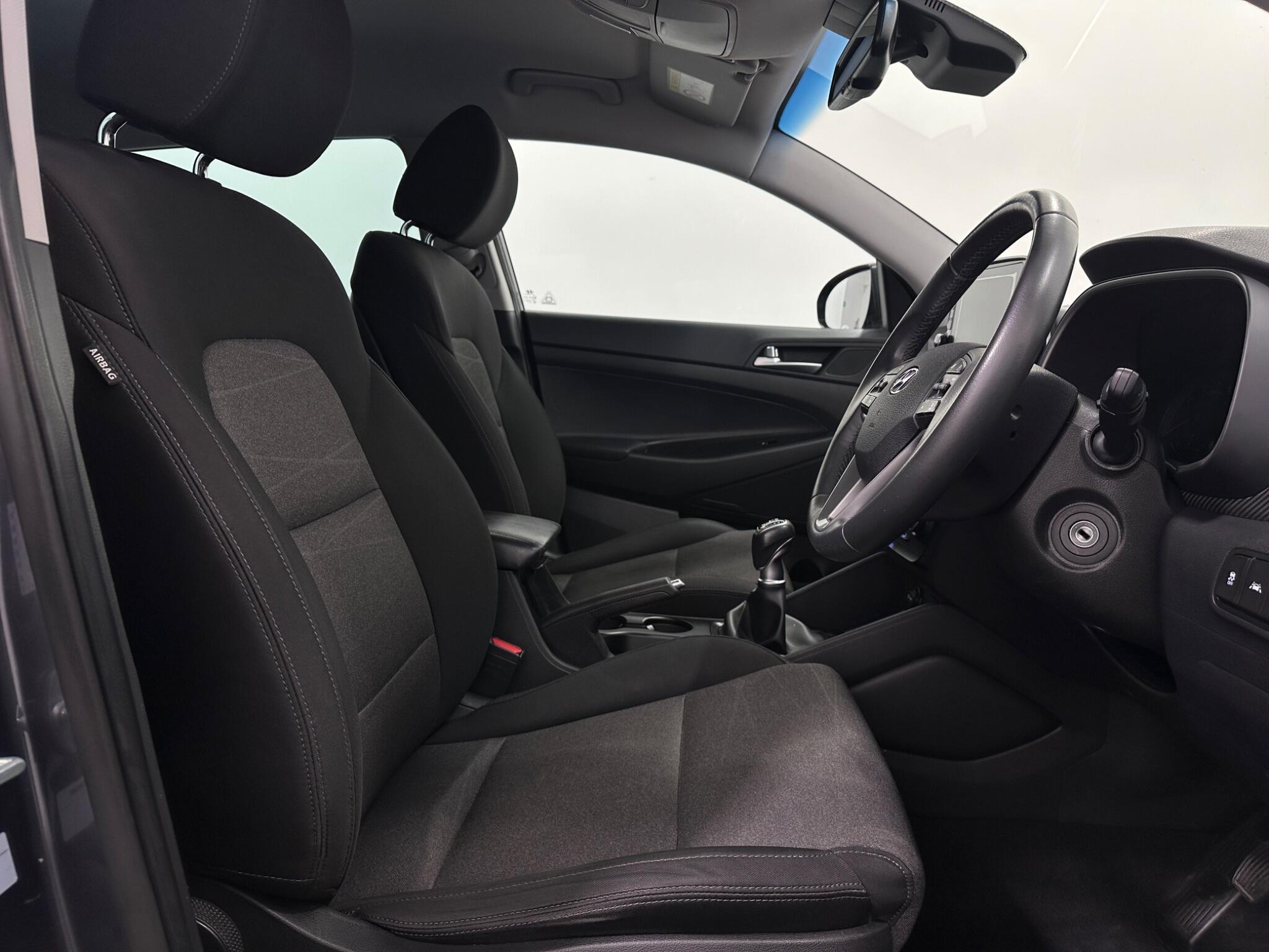 Hyundai Tucson view 29