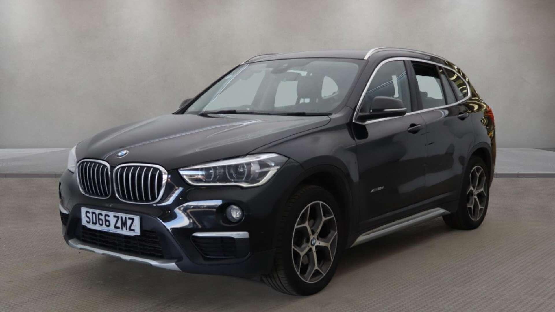 BMW X1 view 5