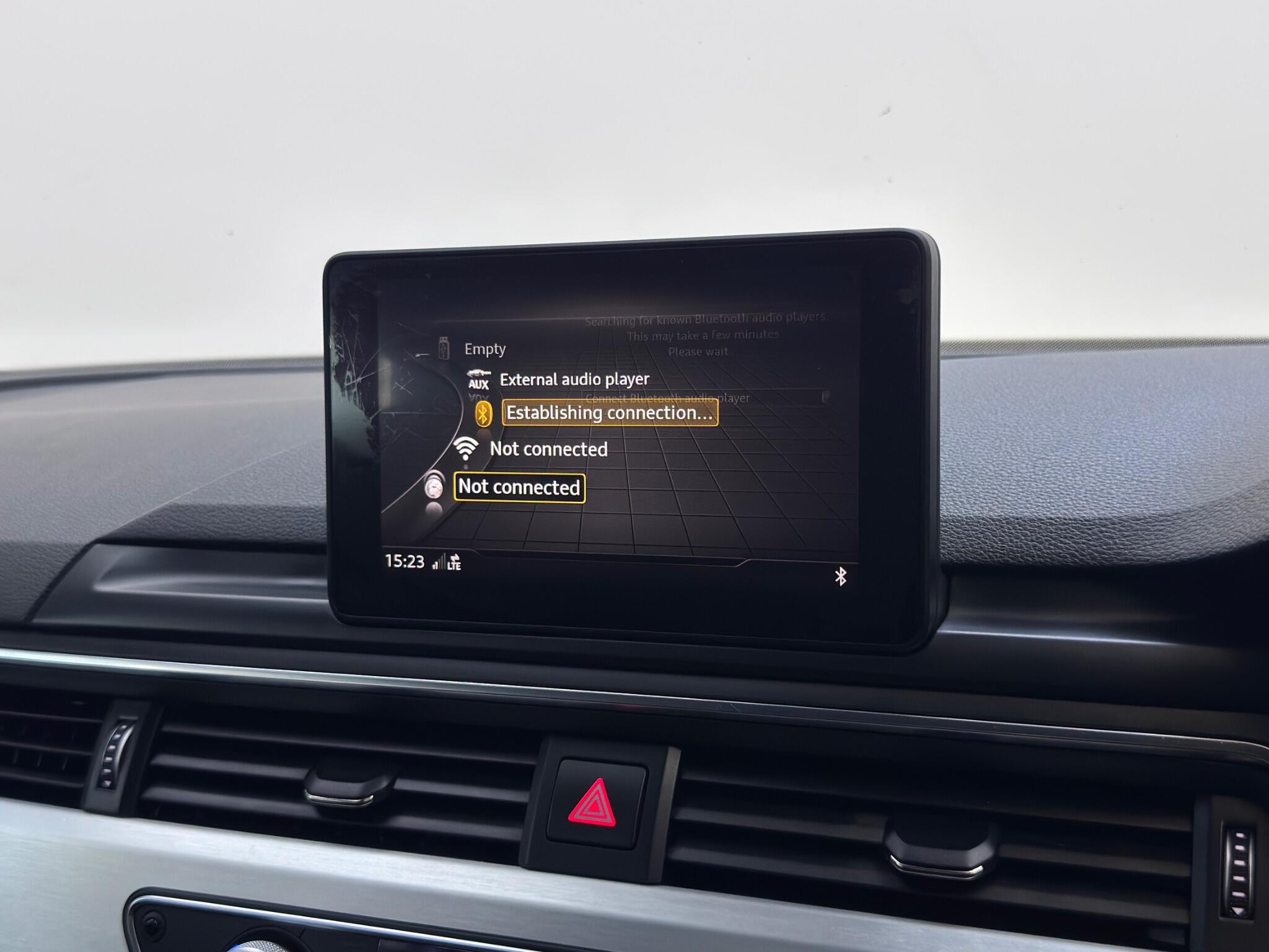 Audi A4 view 20