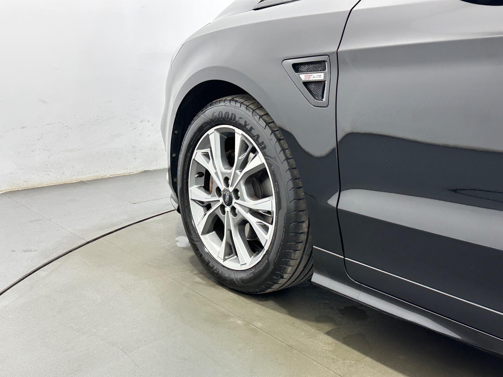 Ford S-Max view 52