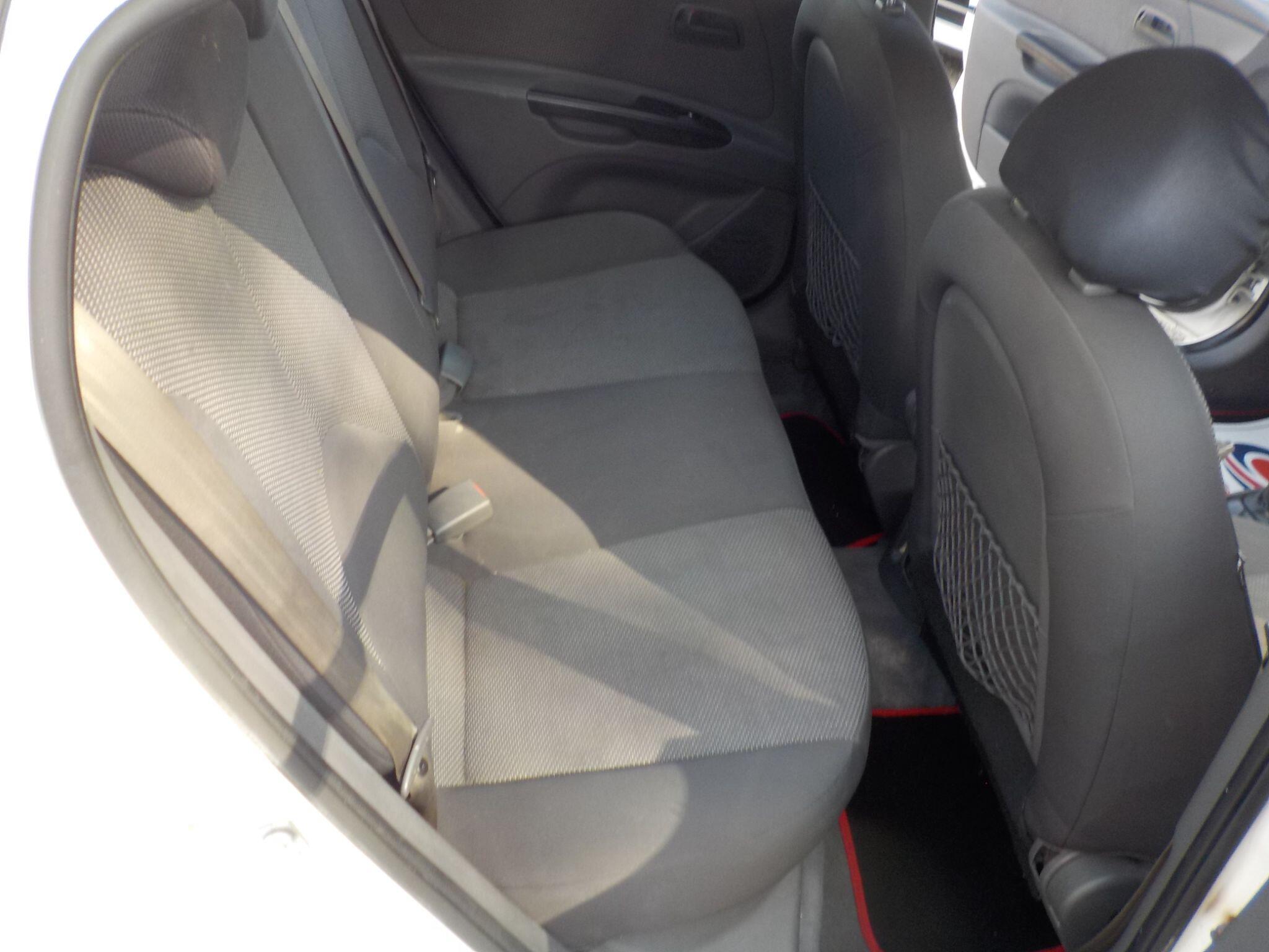 Kia Rio 1.5 CRDi Domino 5dr