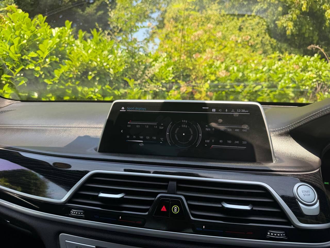 BMW 7 Series view 66