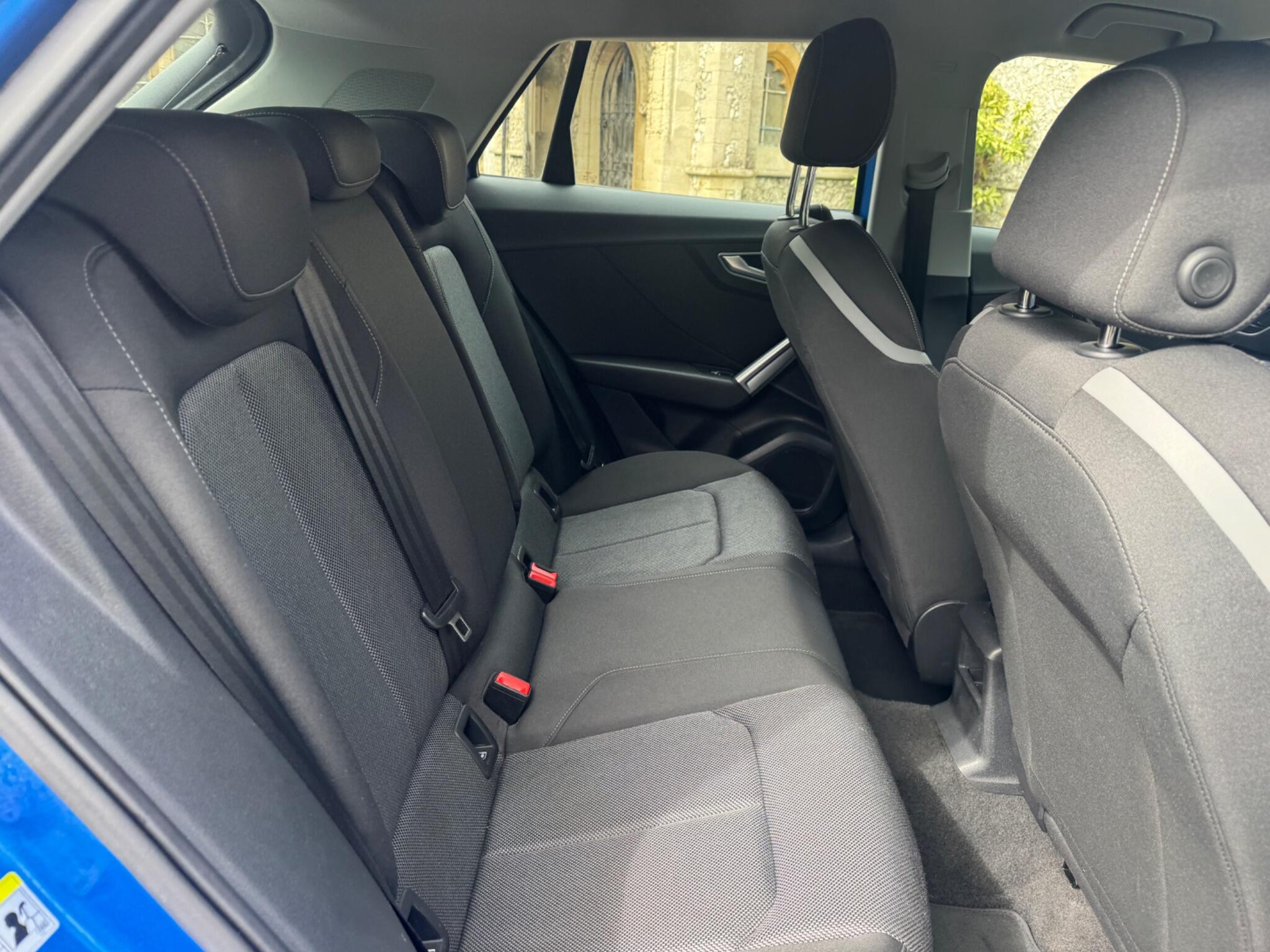 Audi Q2 view 36
