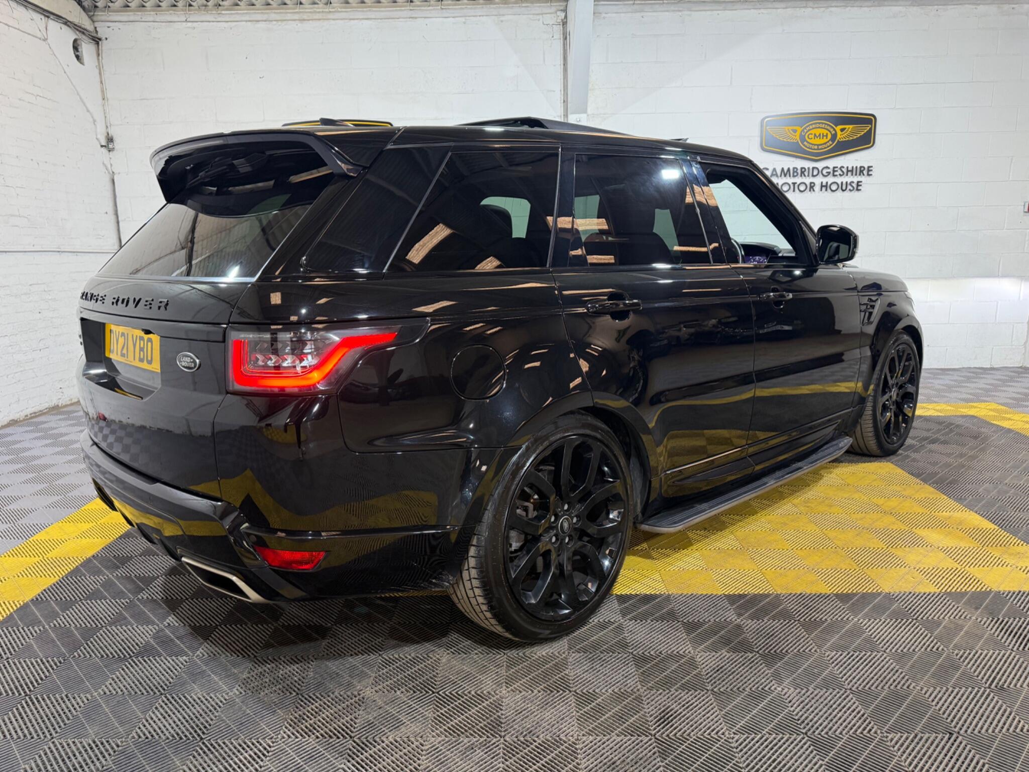 Land Rover Range Rover Sport view 18