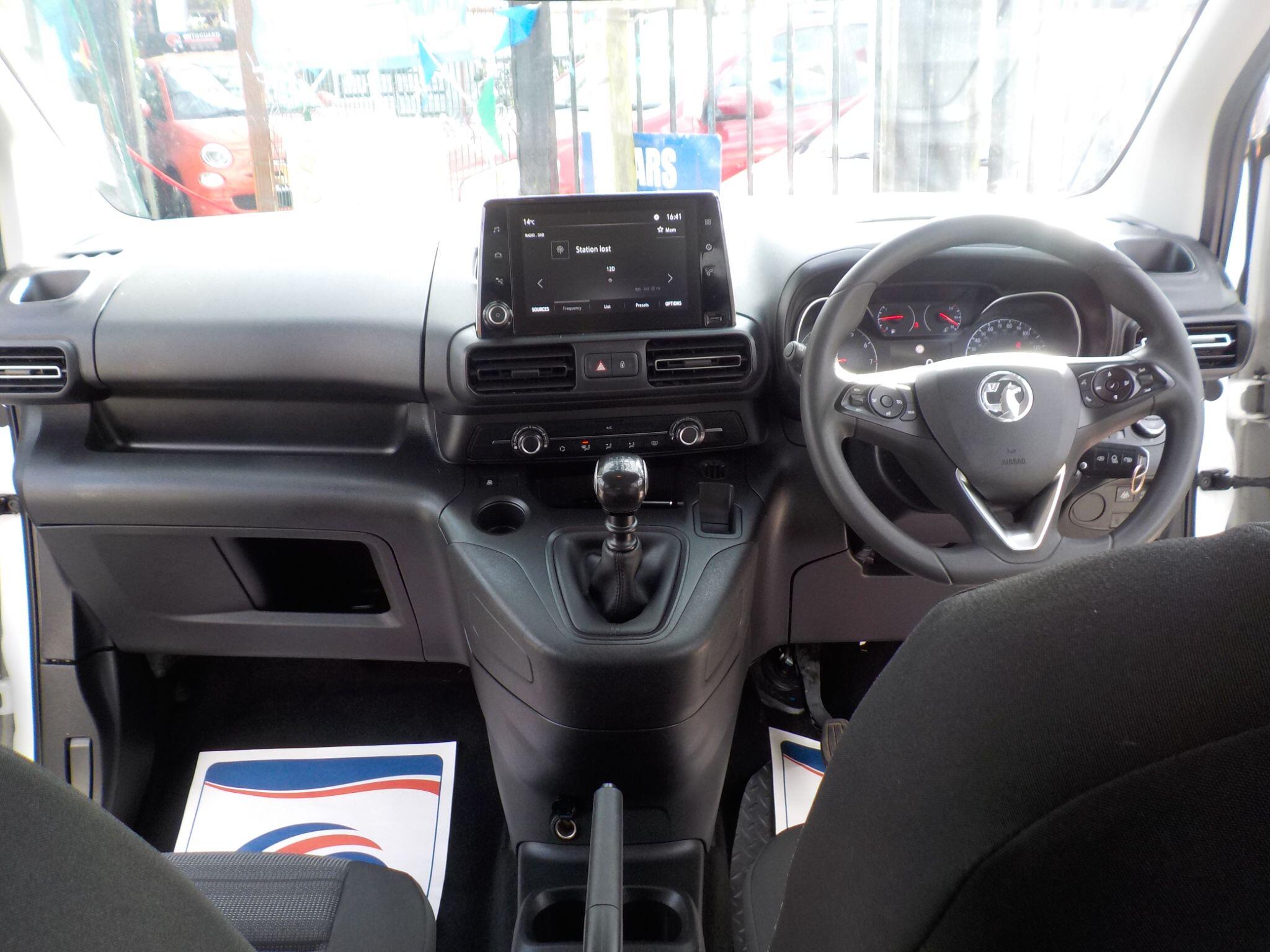 Vauxhall Combo Life 1.5 Turbo D BlueInjection Energy Euro 6 (s/s) 5dr