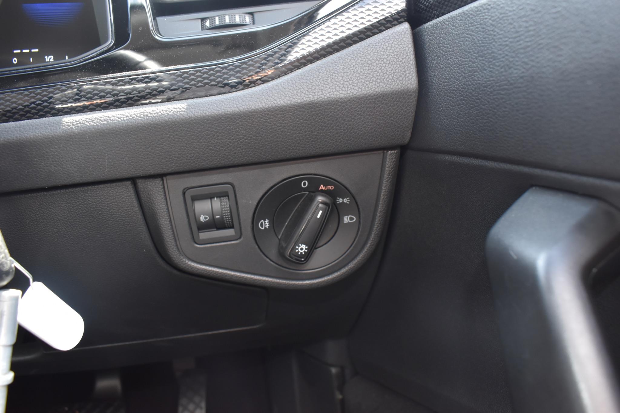 Polo - 1.0 TSI Life DSG Euro 6 (s/s) 5dr - Image 29