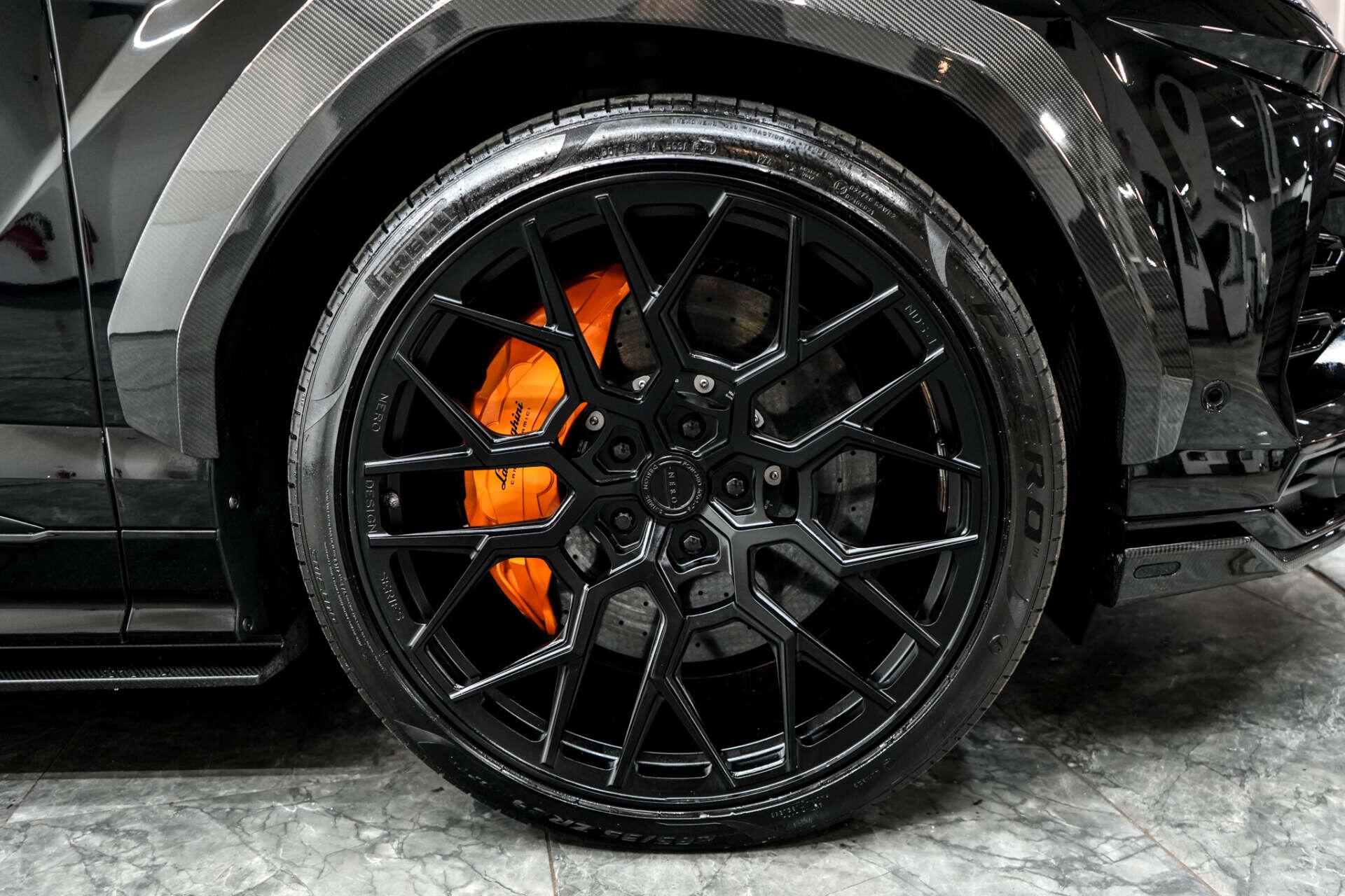 Lamborghini Urus view 9