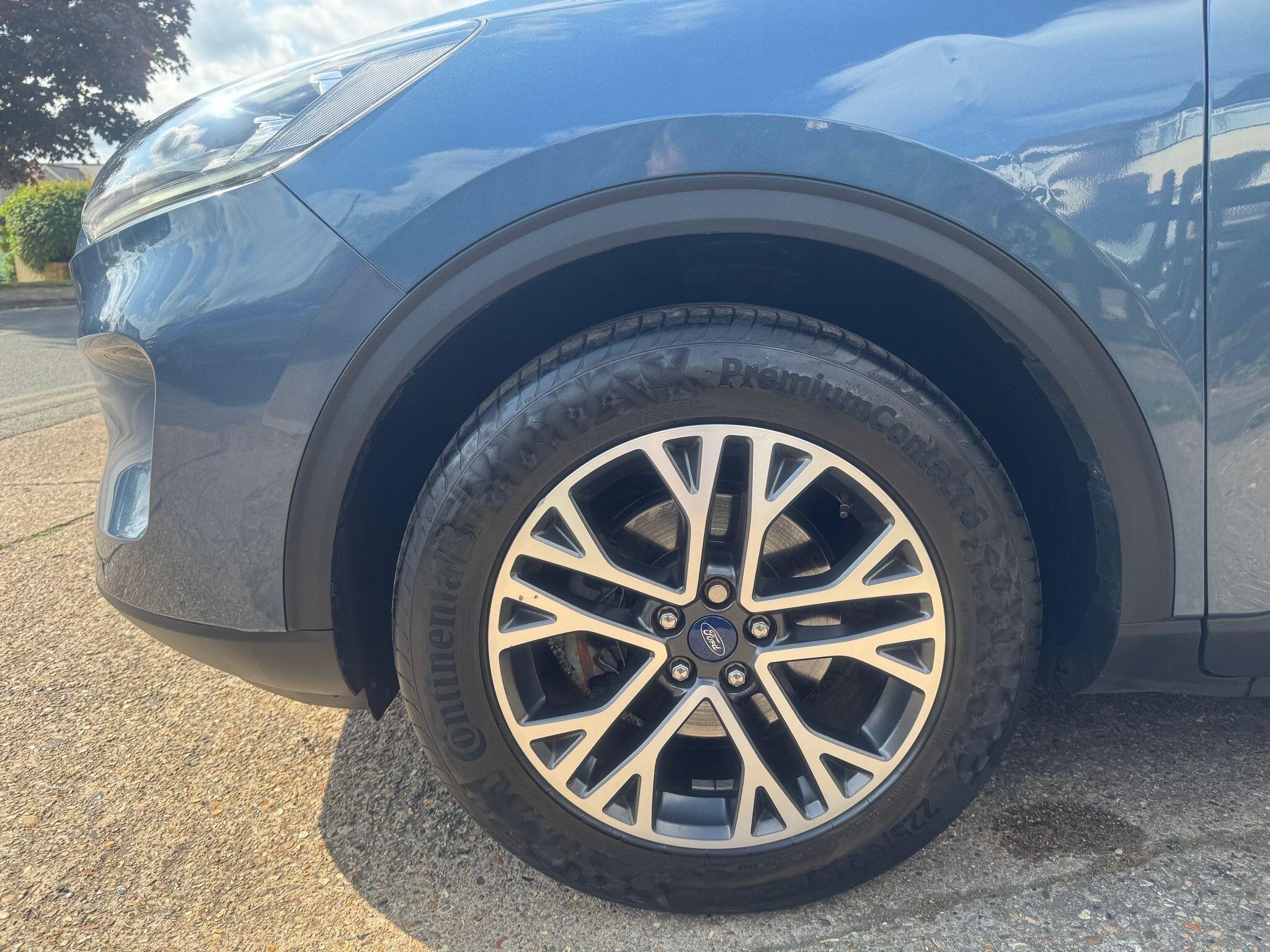 Ford Kuga view 51
