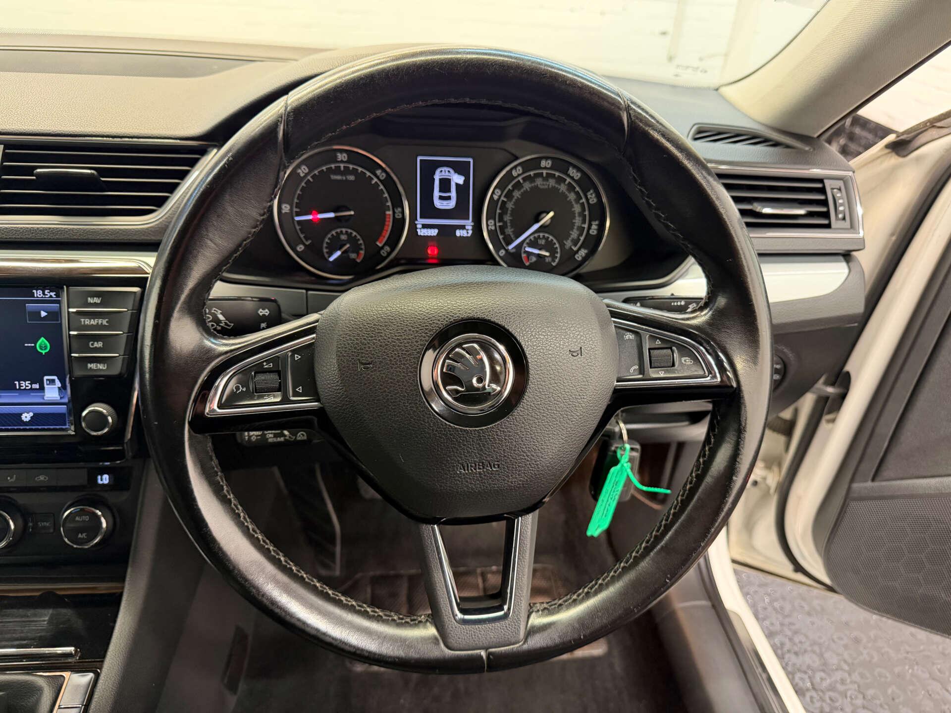 Skoda Superb view 28