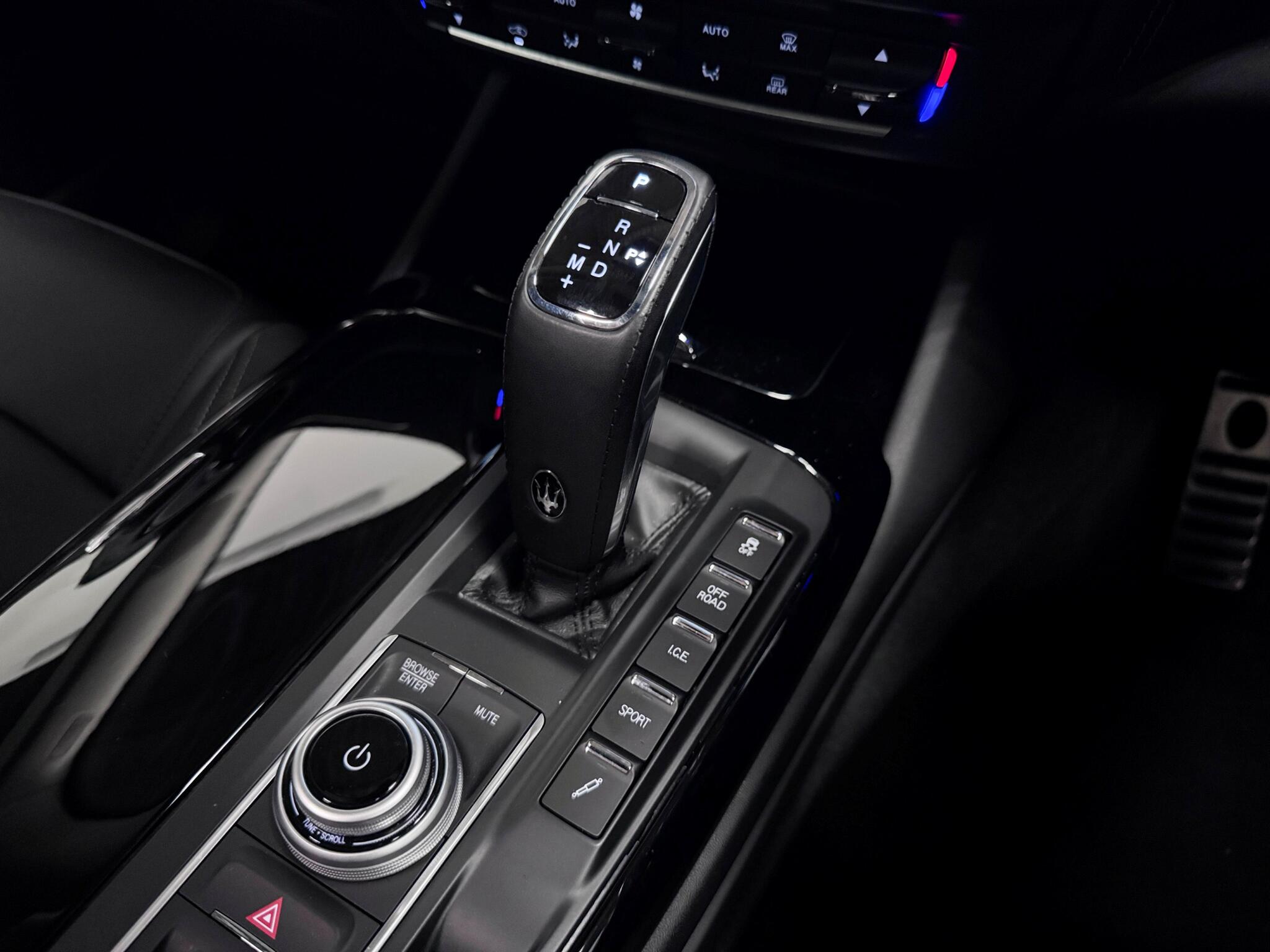 Maserati Levante view 40