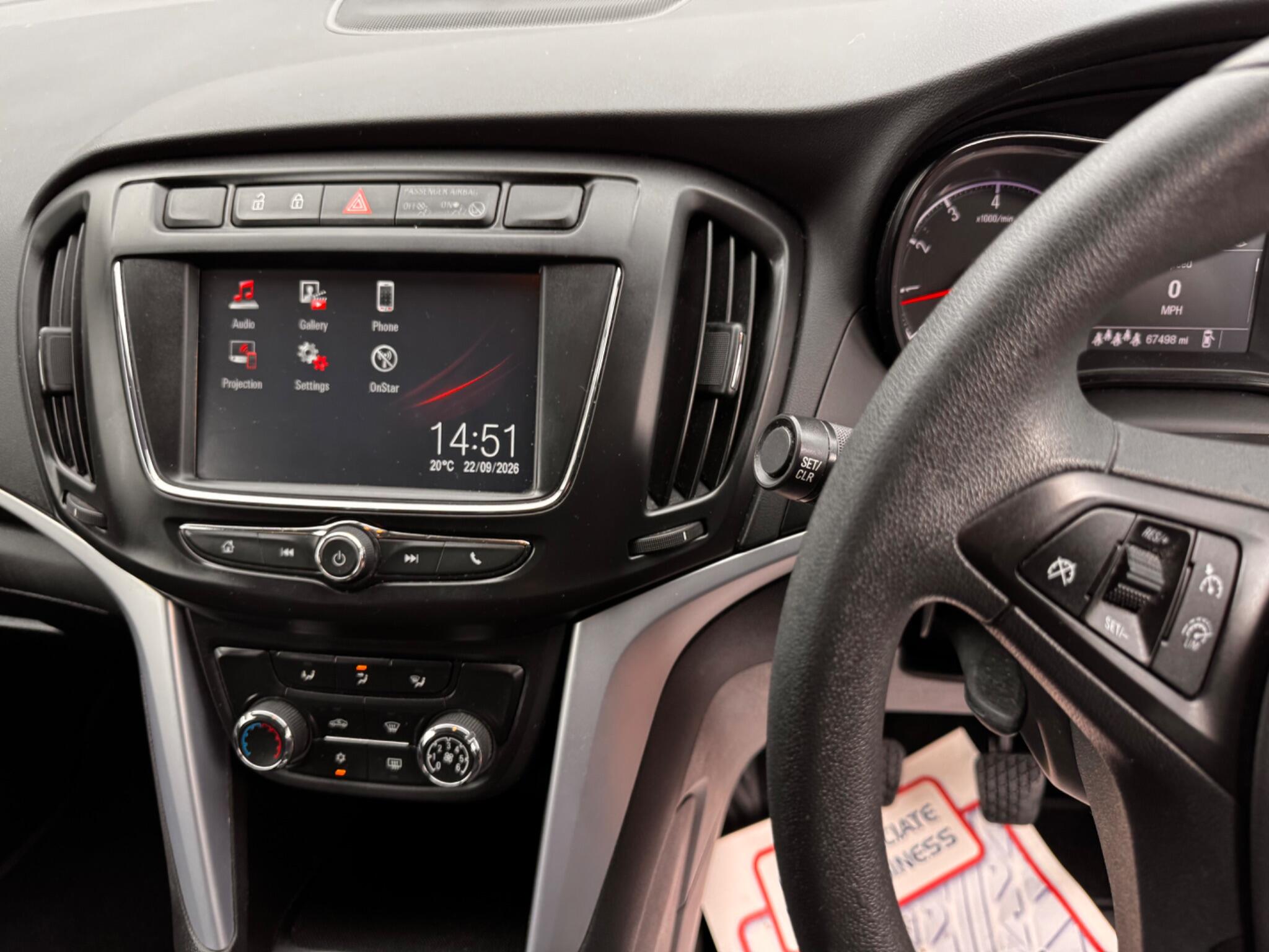 Vauxhall Zafira Tourer view 36