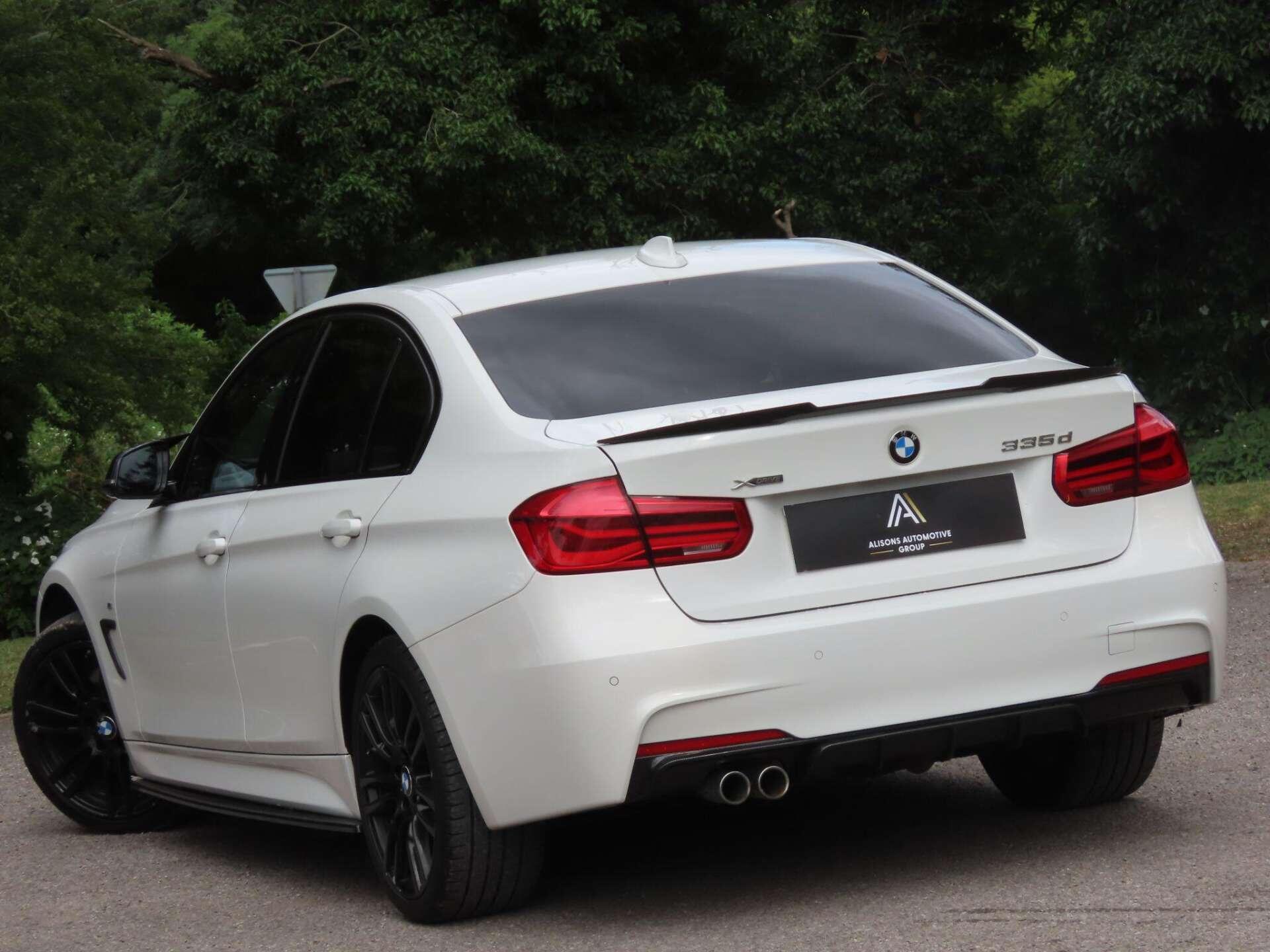 BMW 3 Series view 7