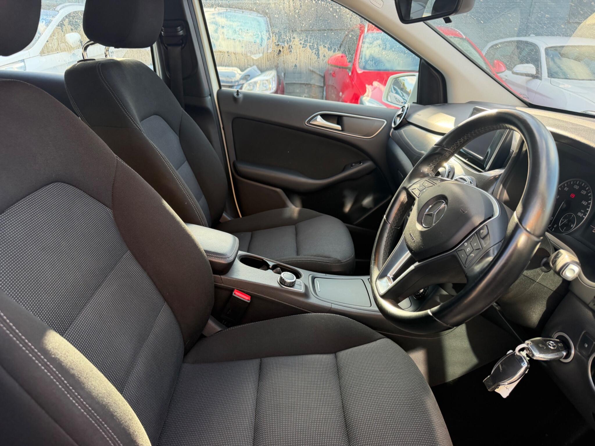 Mercedes-Benz B-Class view 10