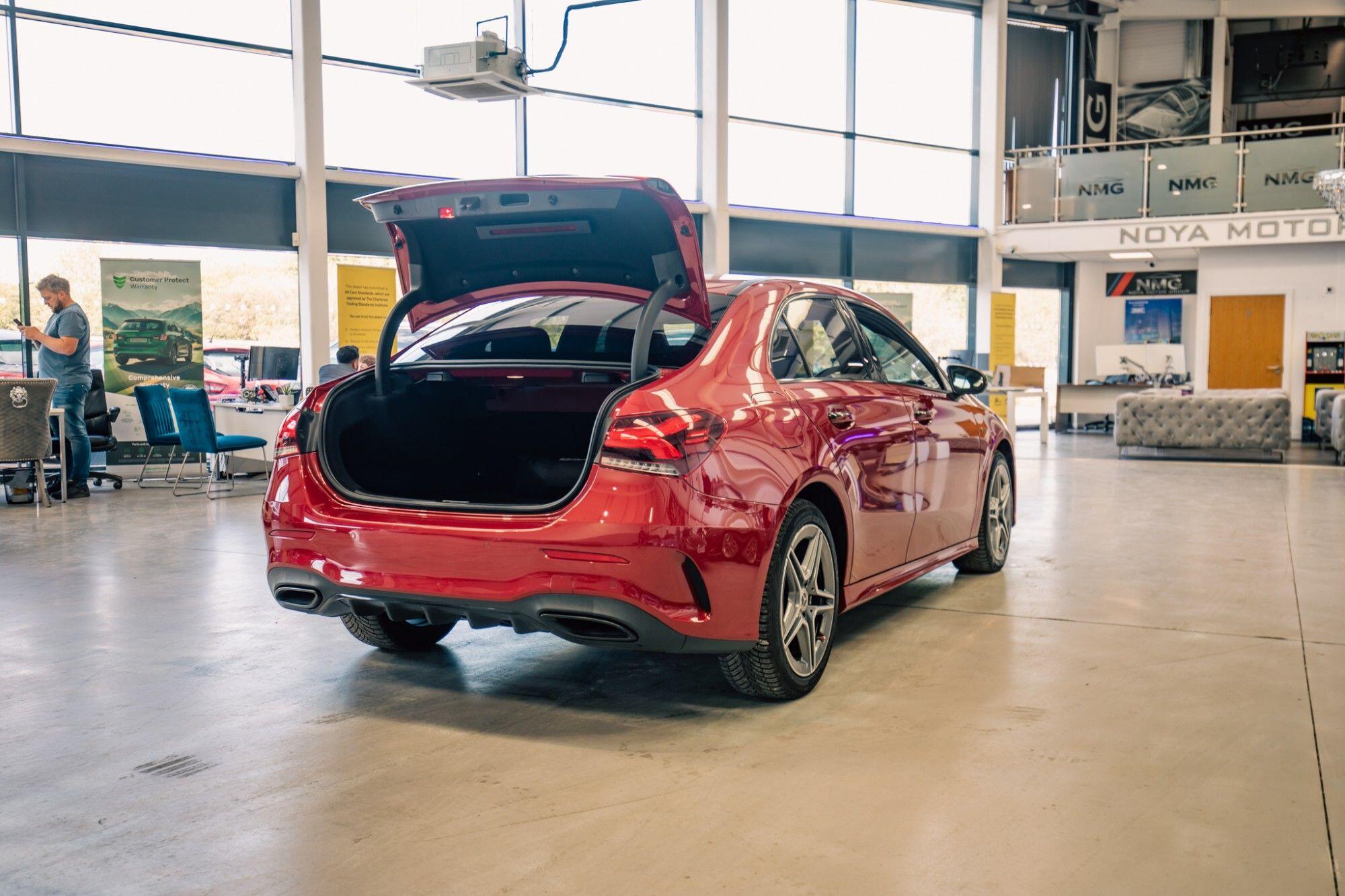 Mercedes-Benz A-Class view 33