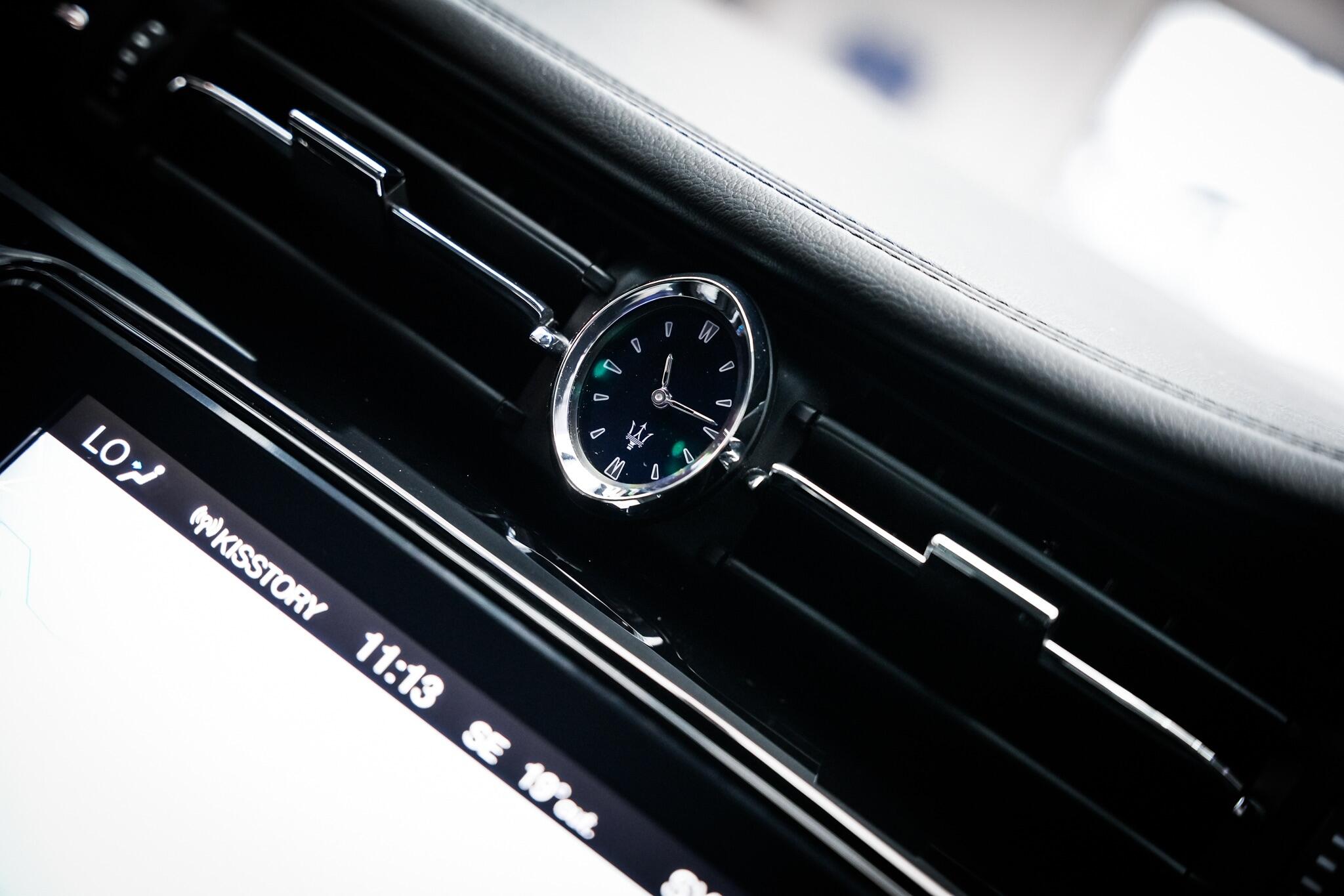 Maserati Quattroporte view 48