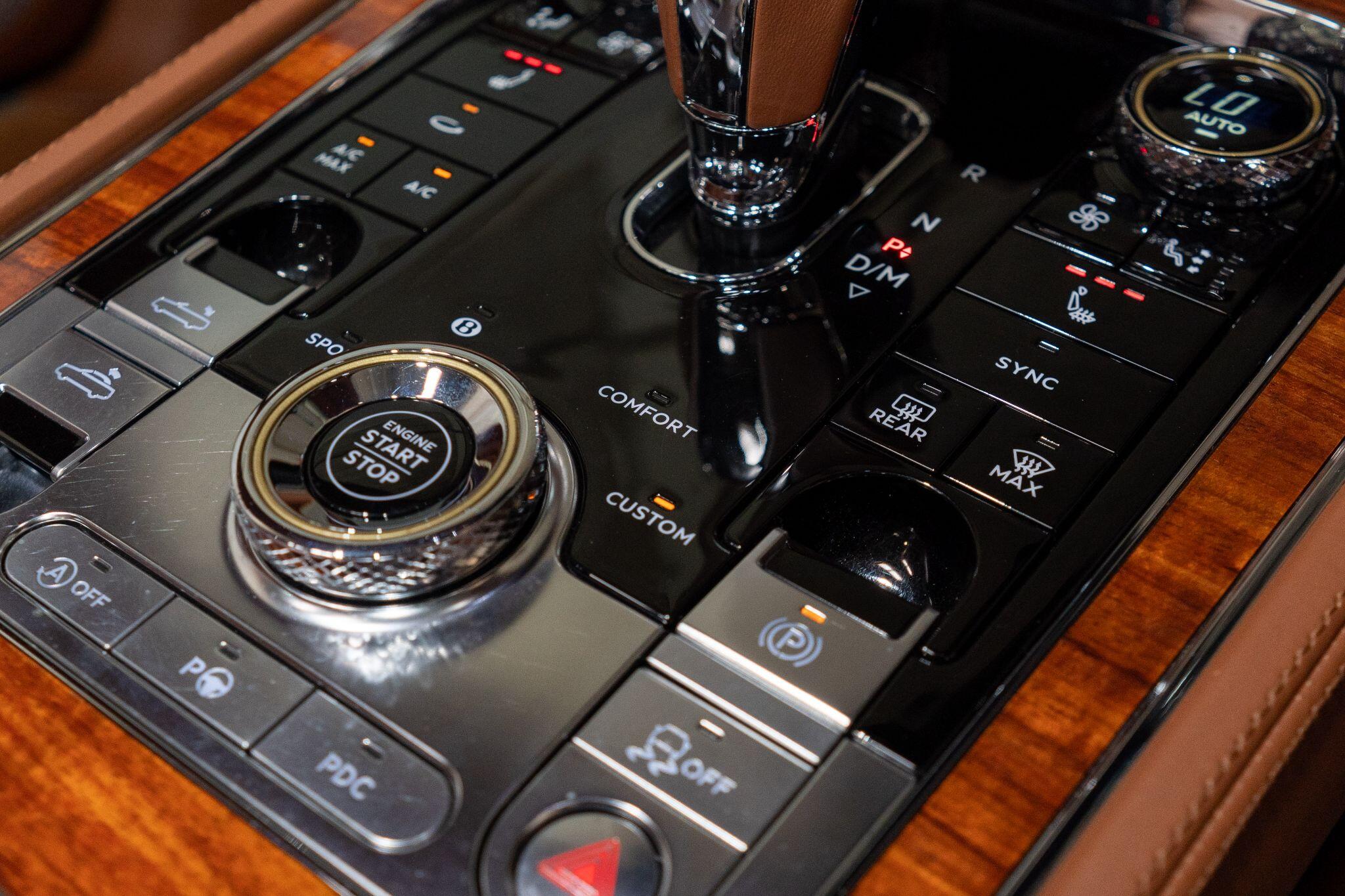 Bentley Continental view 34